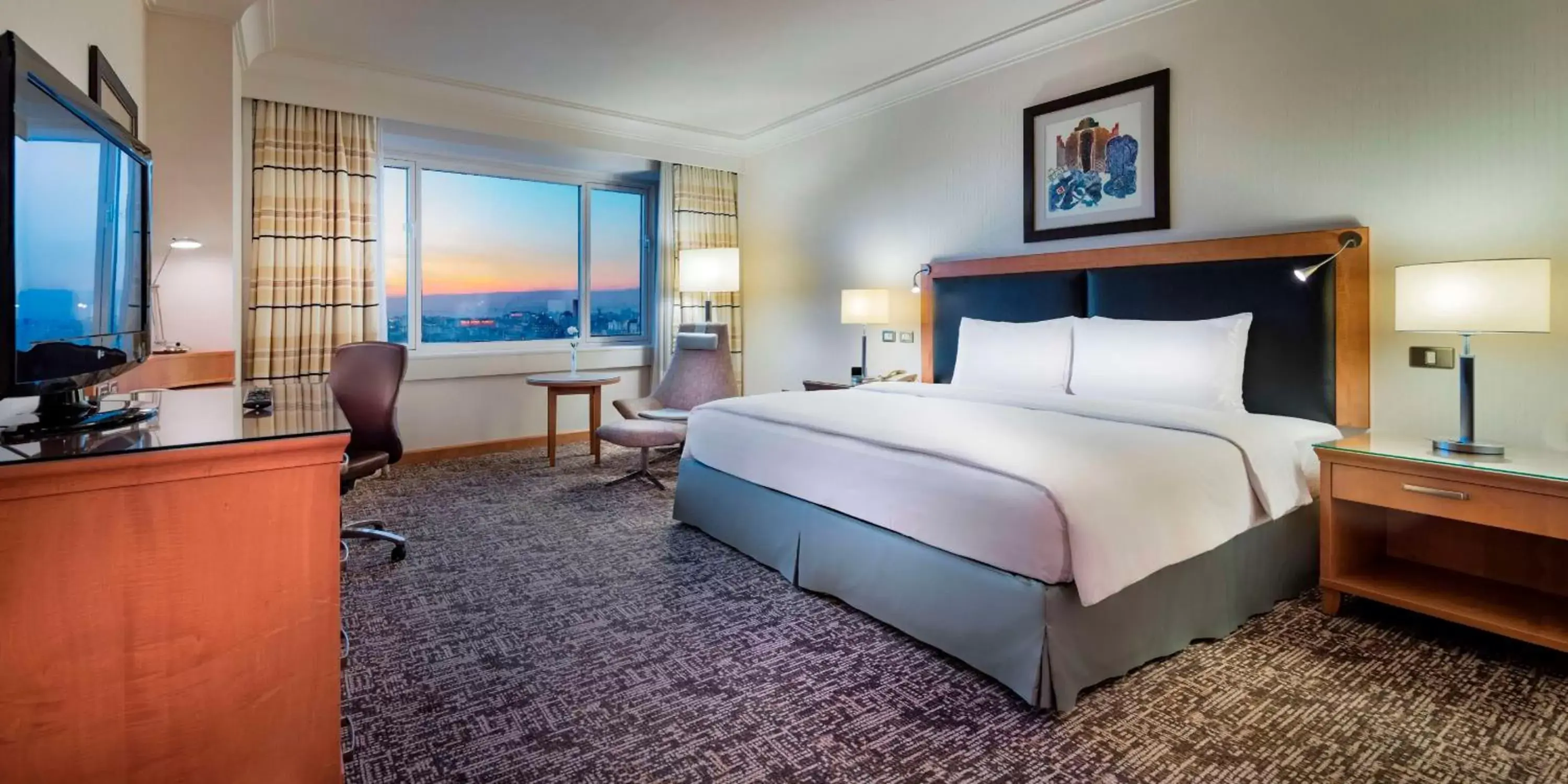 Bed in Adana HiltonSA Hotel
