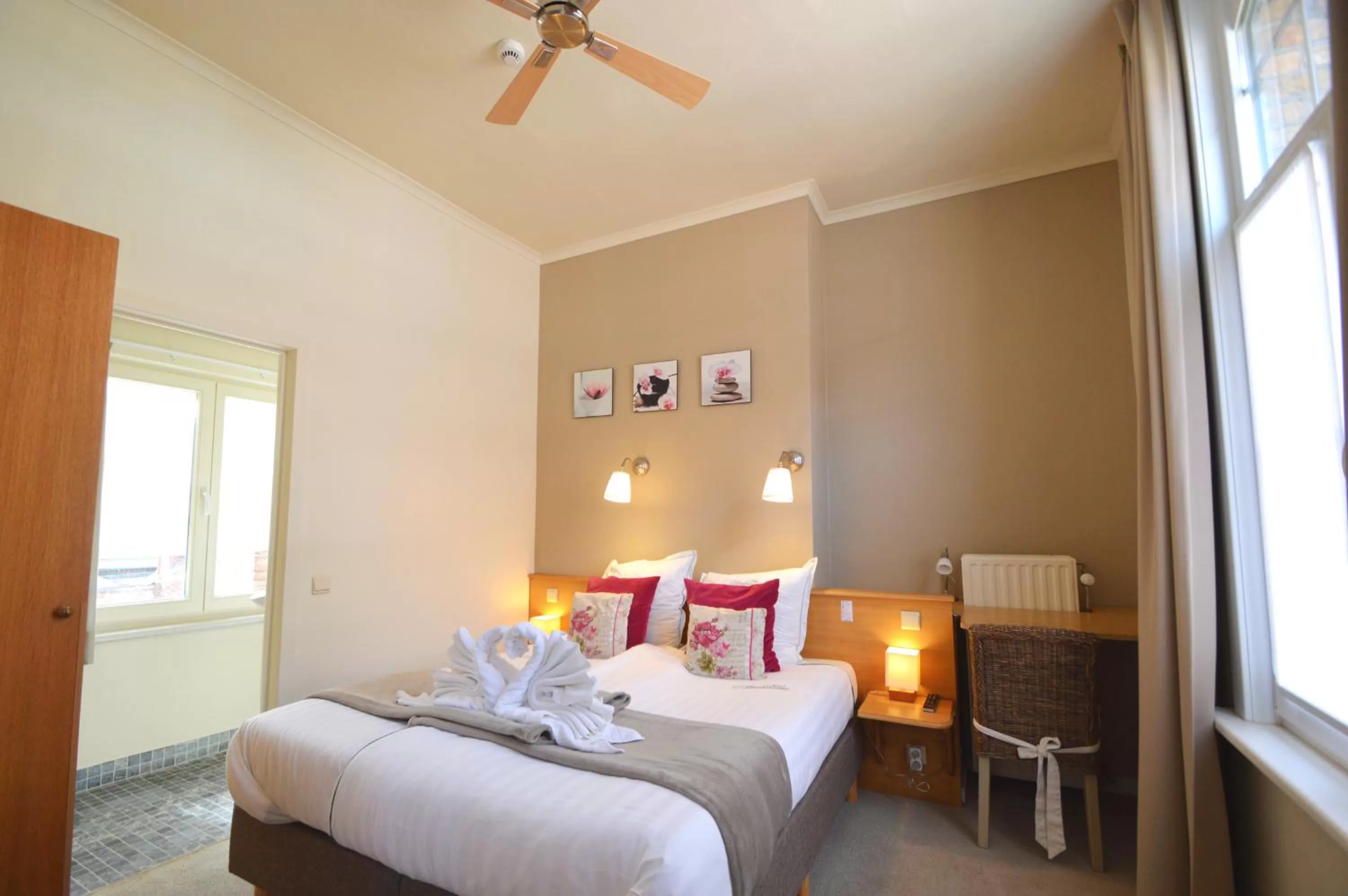 Bed in Hotel Ambrosia