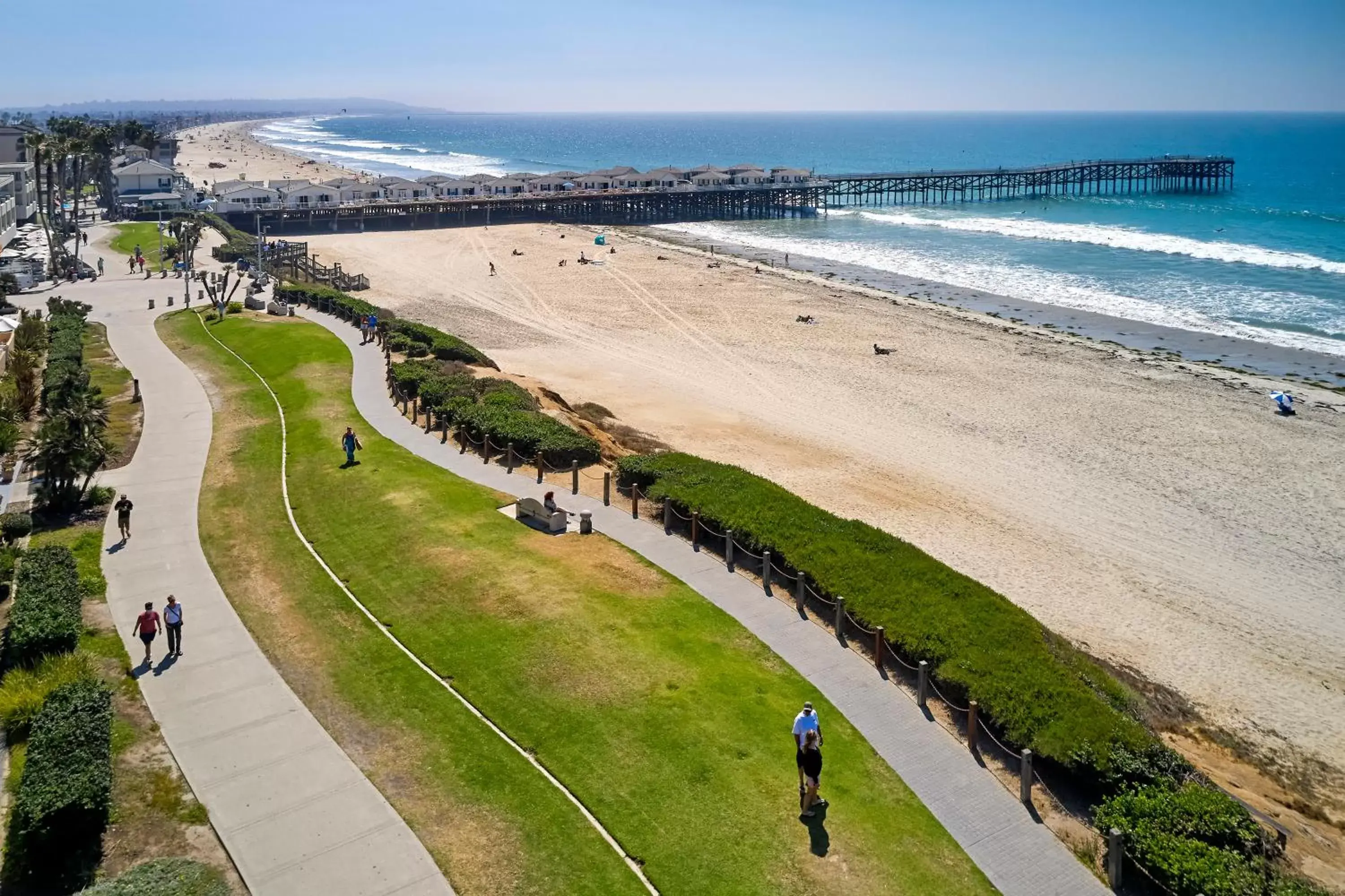 Sea view, Bird's-eye View in Pacific View Inn