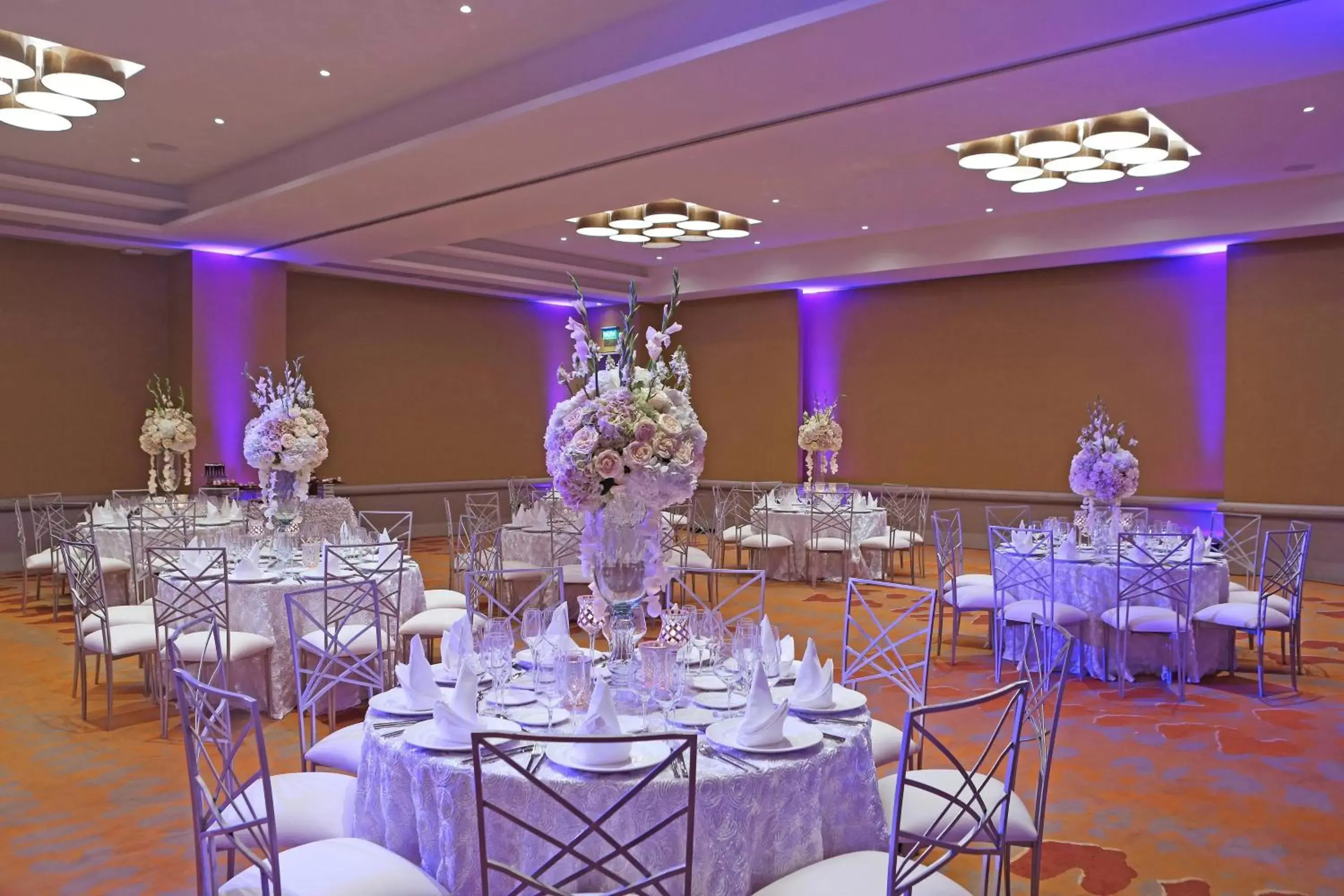 Lobby or reception, Banquet Facilities in Cali Marriott Hotel