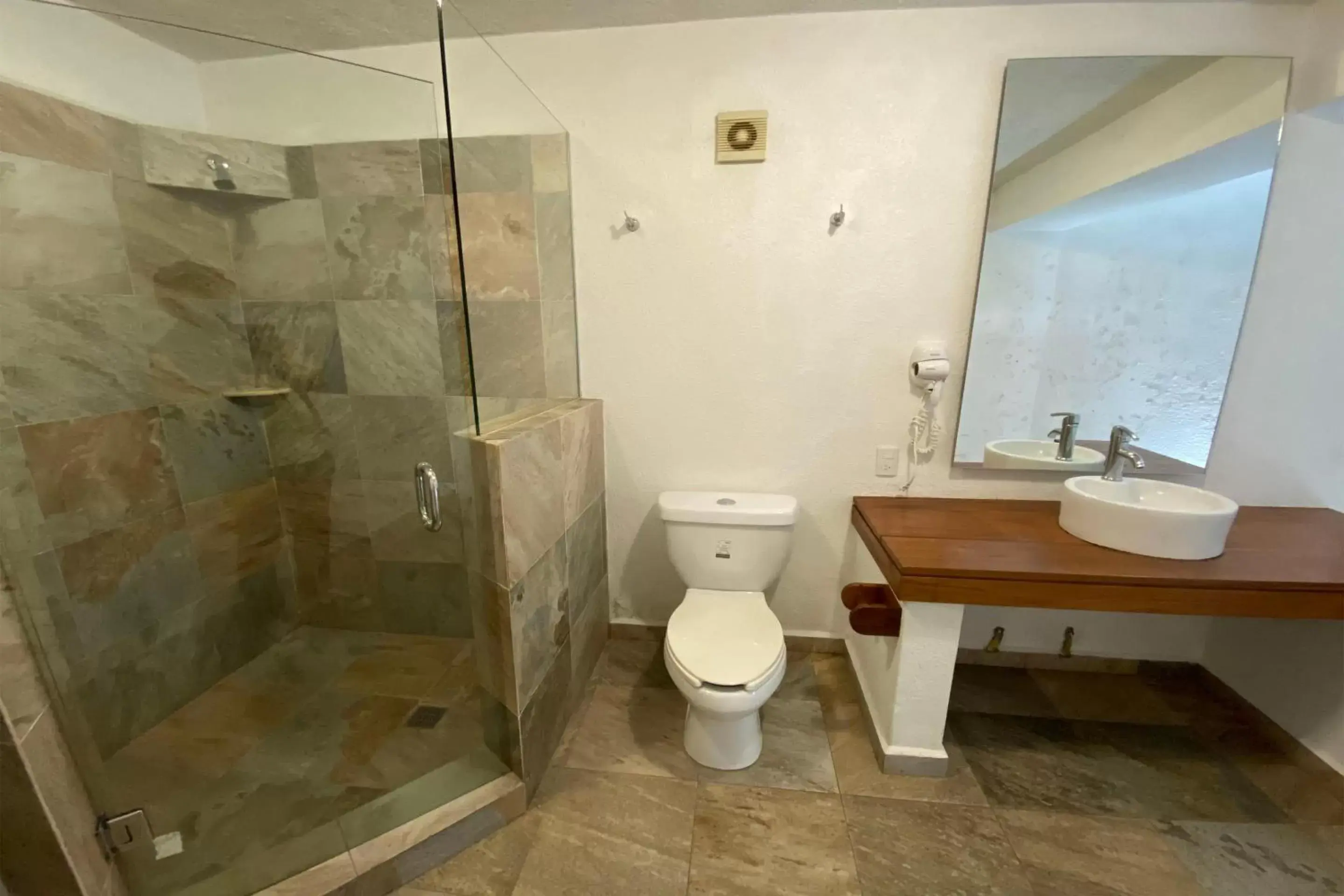 Bathroom in Hotel Santa Rosa