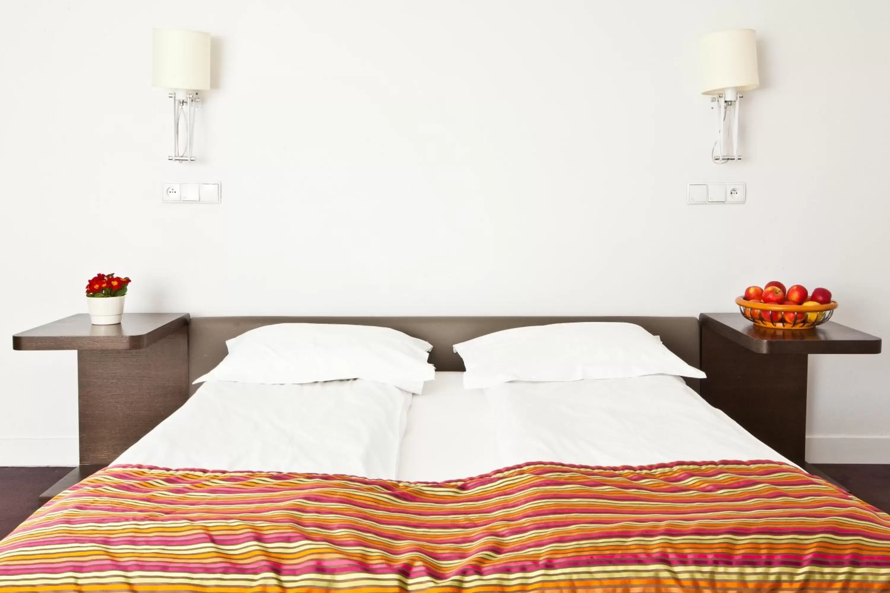 Bed in Platinum Apartments Aparthotel Bed in Platinum Apartments Aparthotel