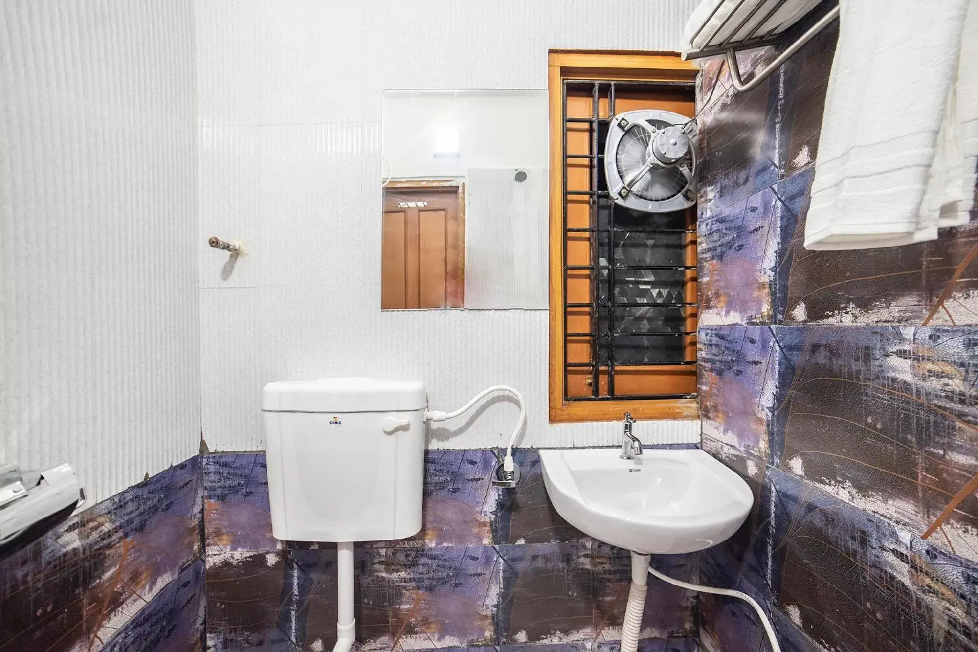 Bathroom in FabHotel ABC View Bathroom in FabHotel ABC View