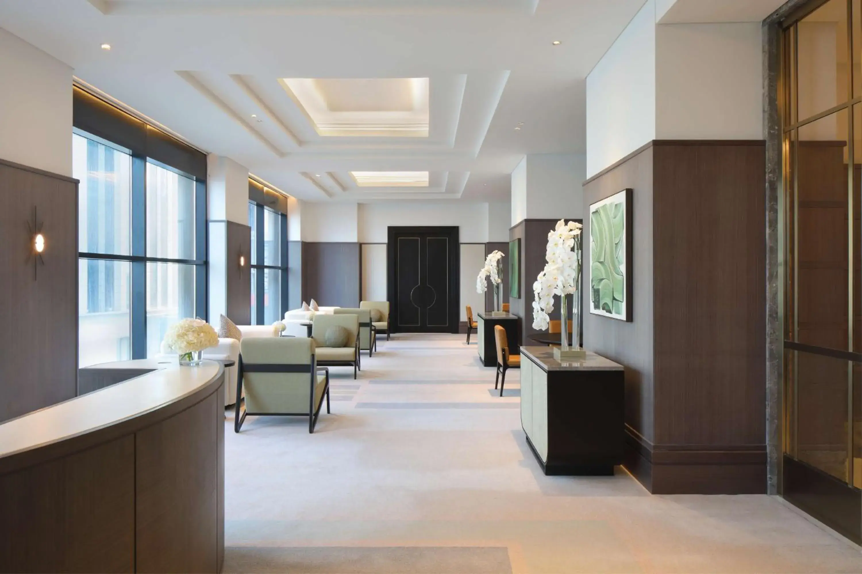 Meeting/conference room, Lobby/Reception in Waldorf Astoria Doha West Bay