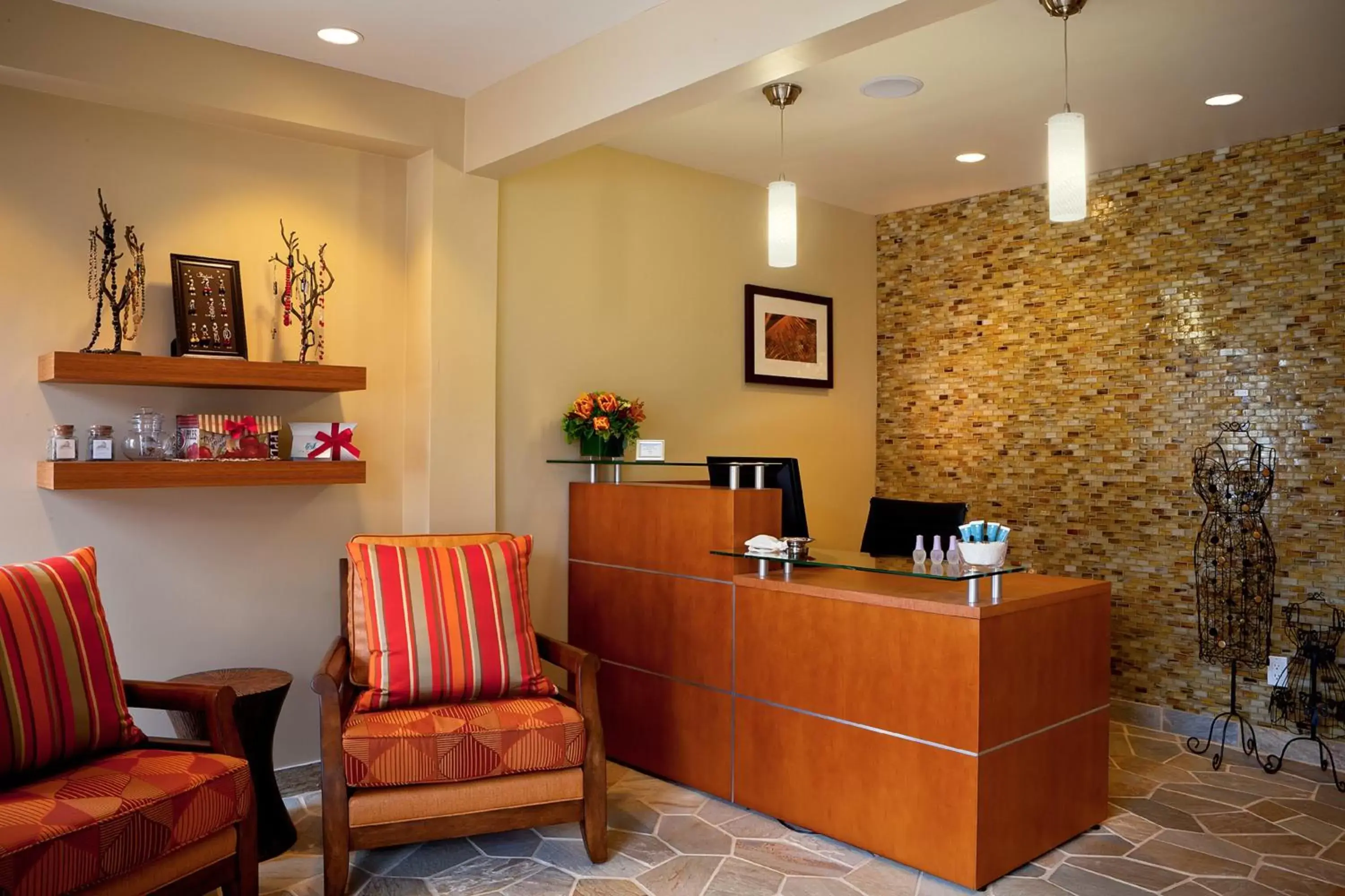 Spa and wellness centre/facilities, Lobby/Reception in Hotel Indigo San Diego Del Mar, an IHG Hotel
