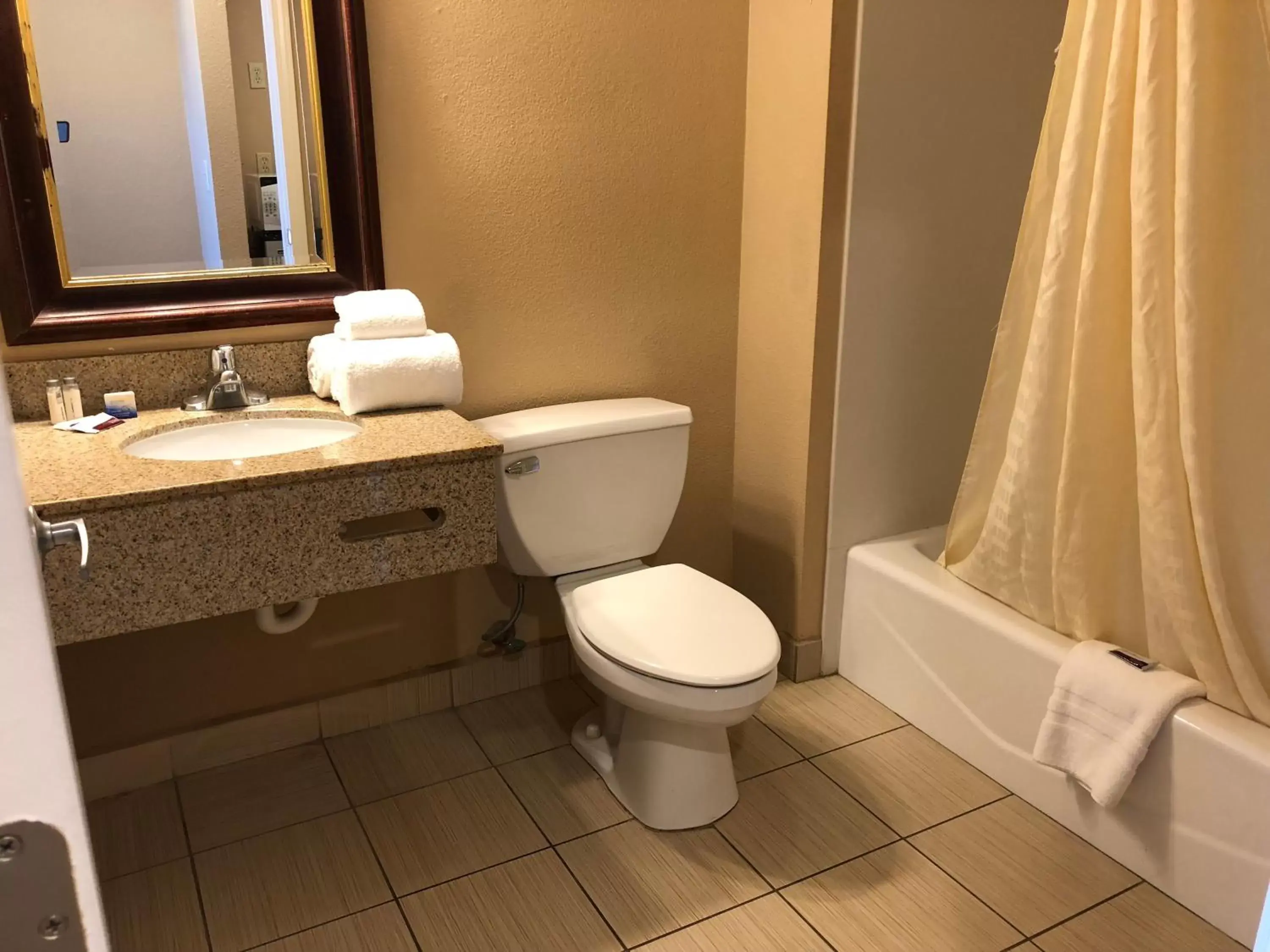 Bathroom in Valley Inn