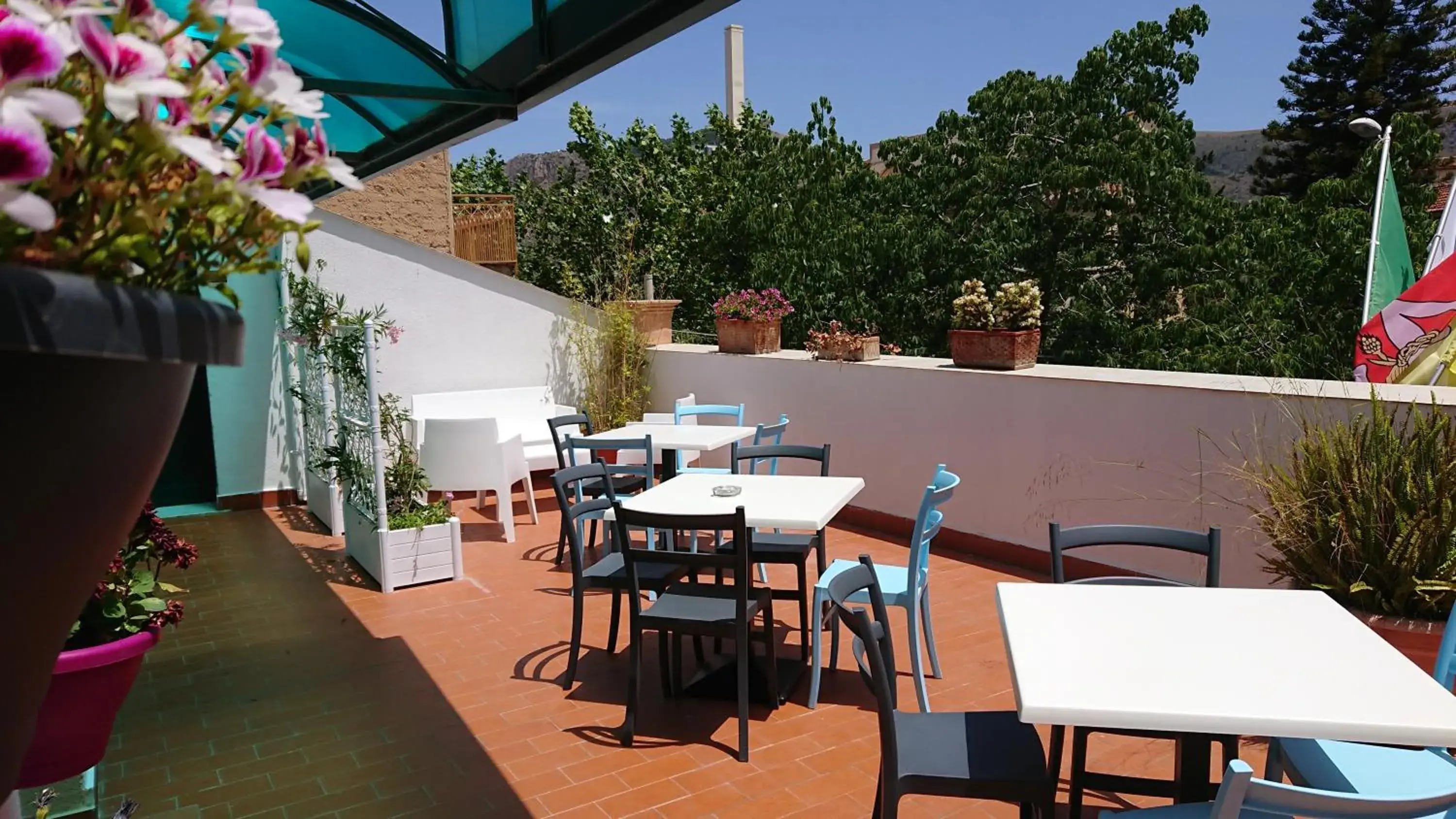 Balcony/Terrace, Restaurant/Places to Eat in Villa Scaduto Residence