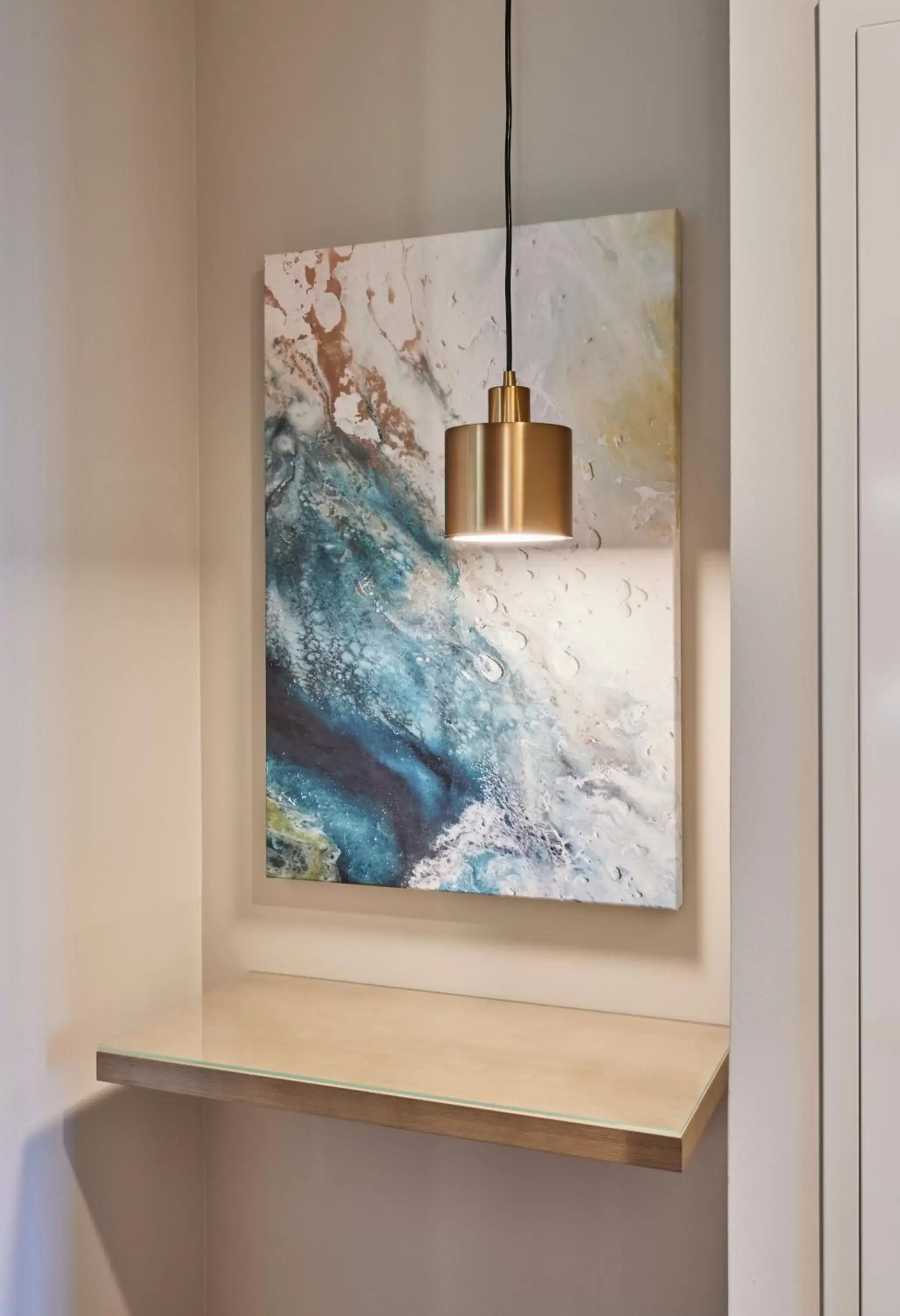 ADA Deluxe Double Queen with Roll-in Shower in Hotel Effie Sandestin Resort, Autograph Collection ADA Deluxe Double Queen with Roll-in Shower in Hotel Effie Sandestin Resort, Autograph Collection