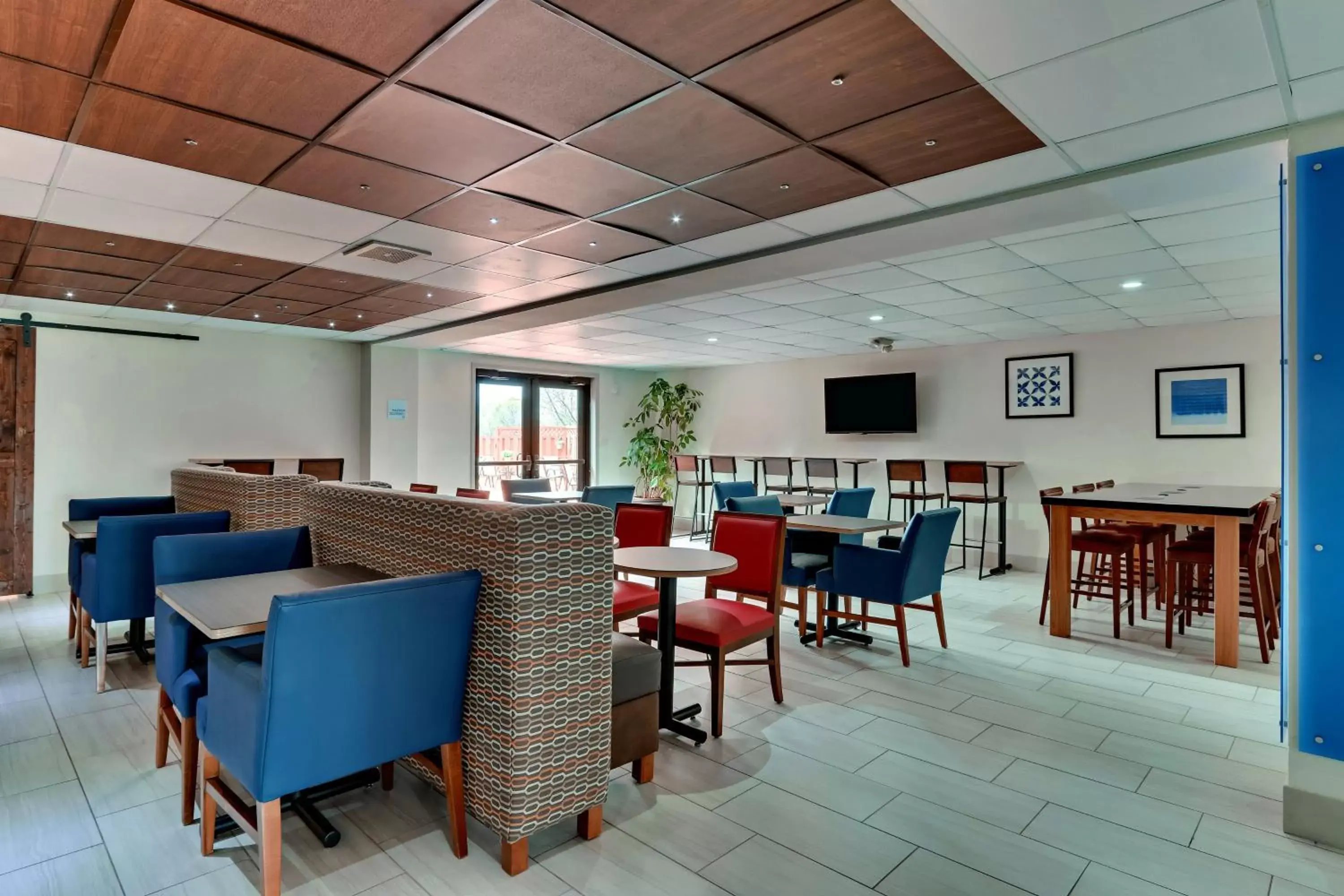 Breakfast, Restaurant/Places to Eat in Holiday Inn Express & Suites Bad Axe, an IHG Hotel