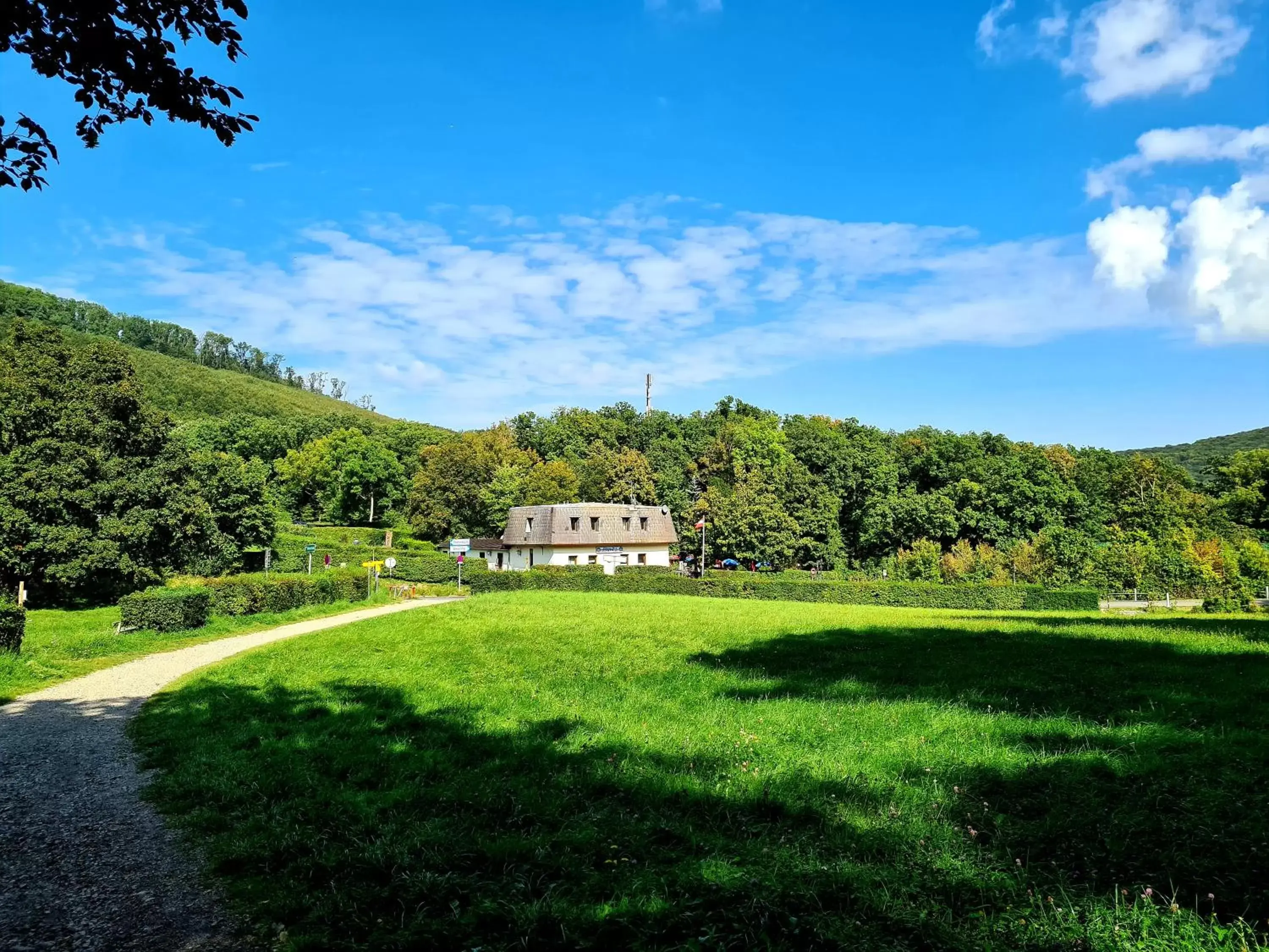Hiking, Property Building in Hotel Schild