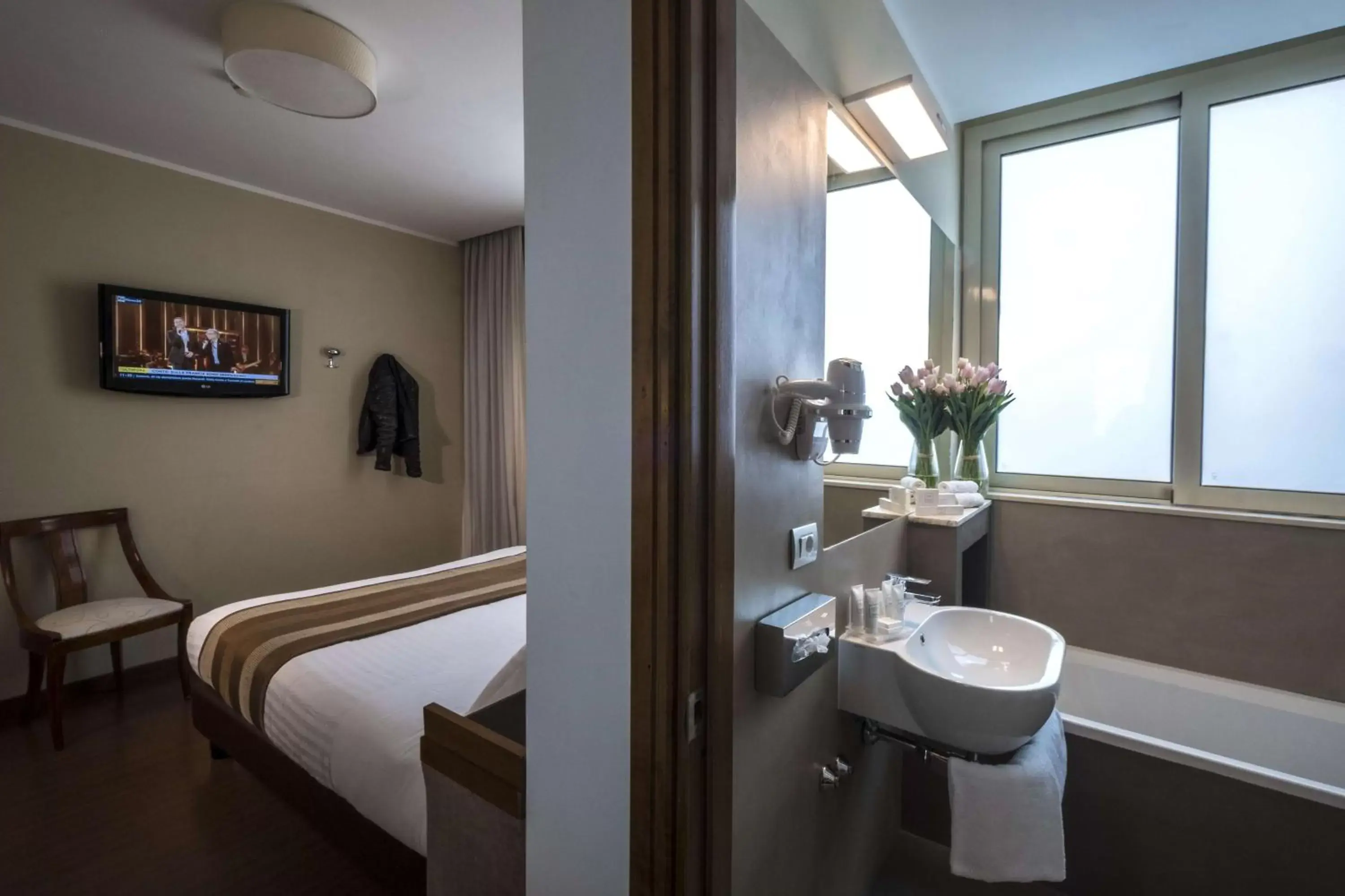 Bathroom in Best Western Hotel Piccadilly