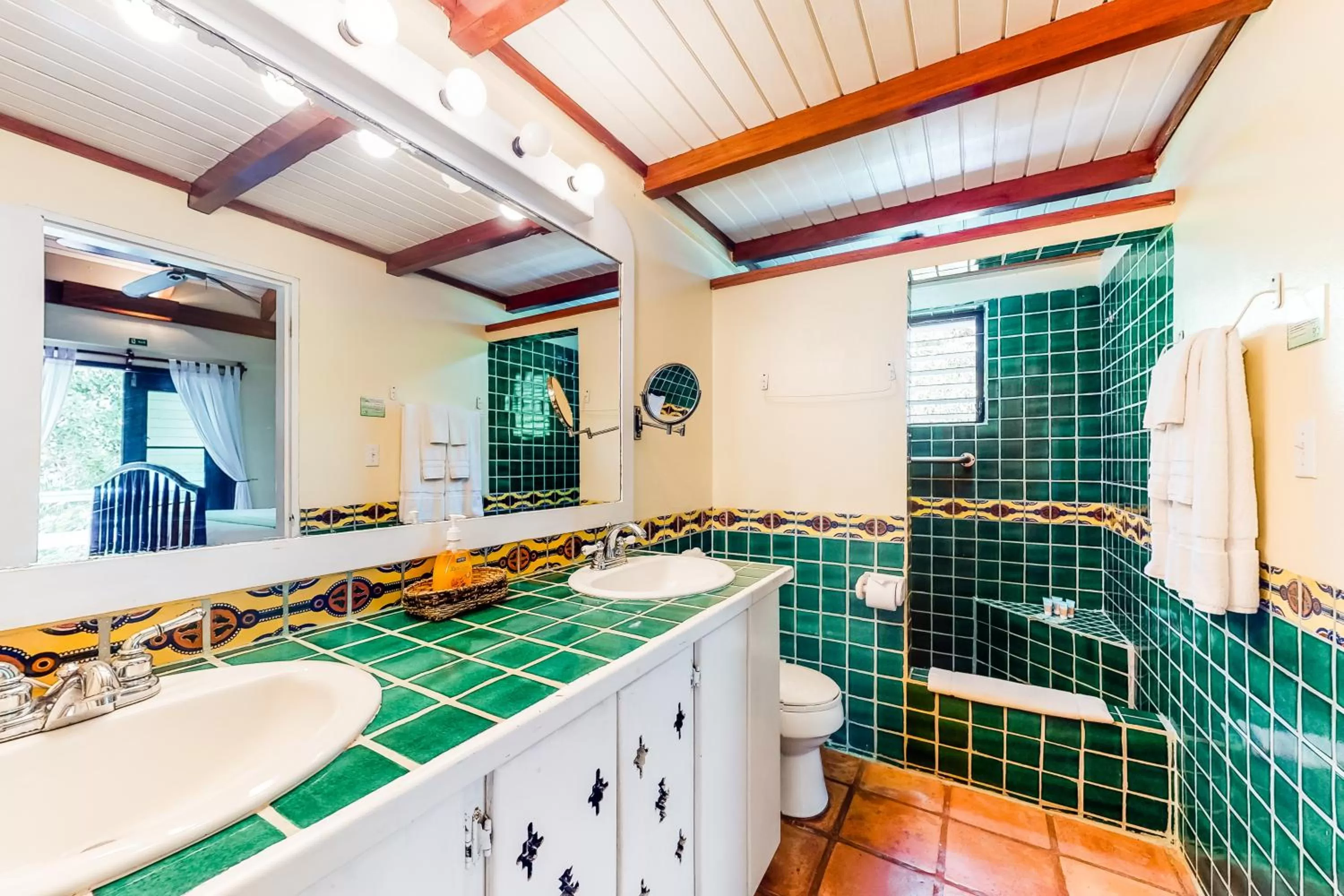 Condo #26 @ Beachside Villas