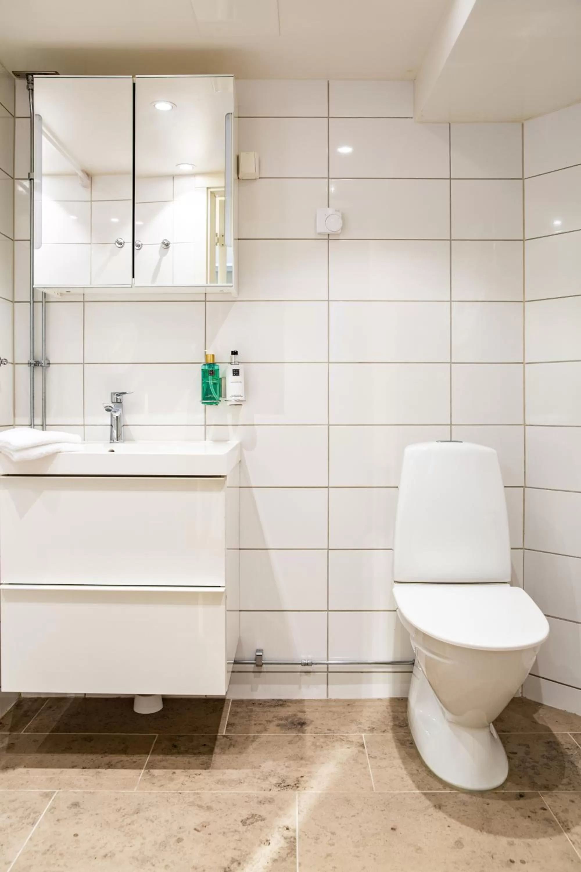 Toilet in Hotell Breda Blick