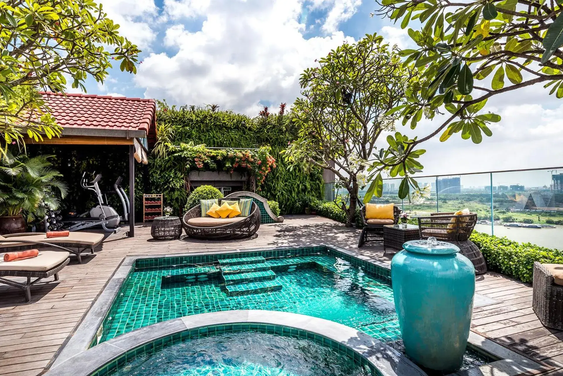 Pool view in Silverland Jolie Hotel Pool view in Silverland Jolie Hotel