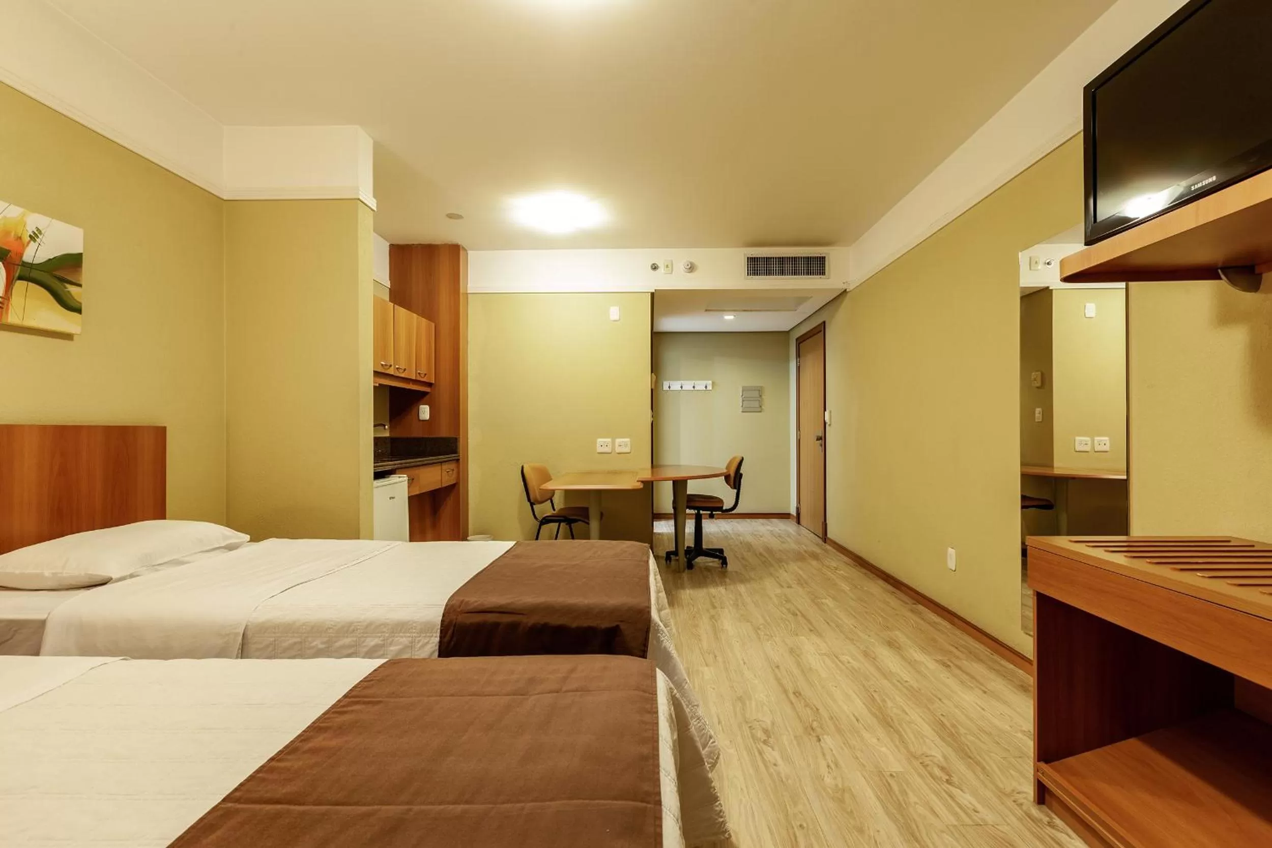 Bedroom, Bed in Tri Hotel Executive Caxias