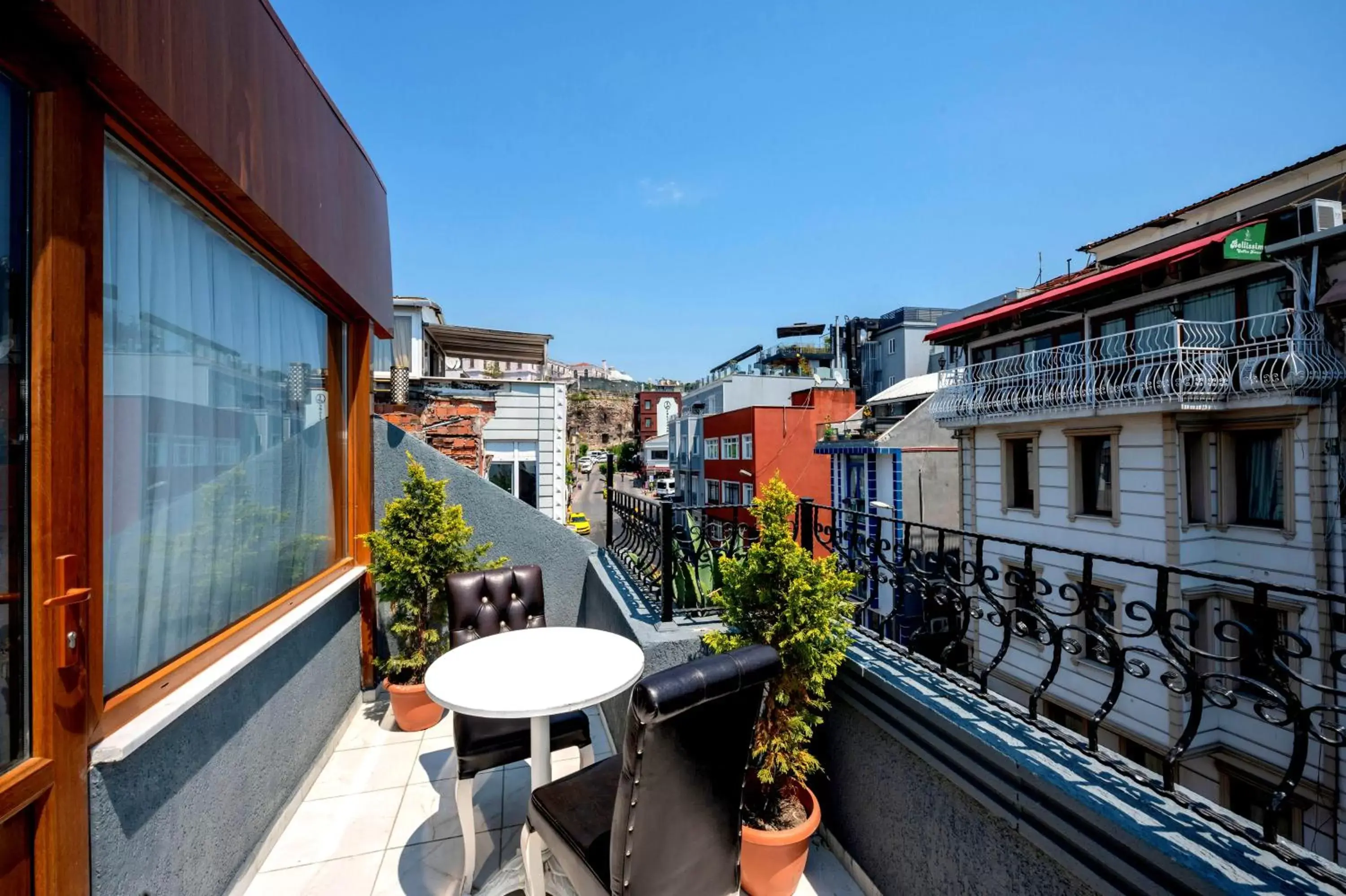 Balcony/Terrace in Harmony Hotel Istanbul & SPA
