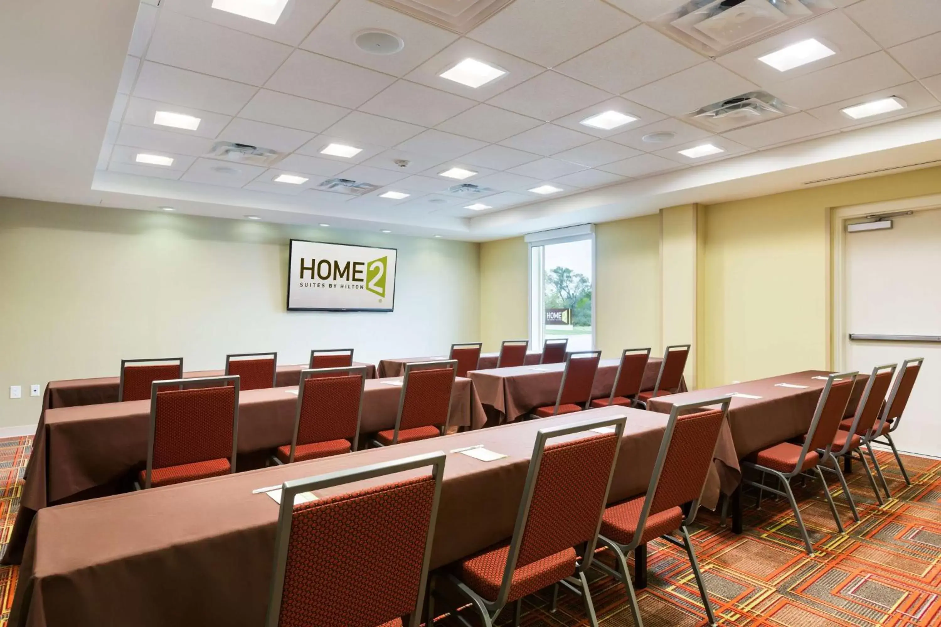 Meeting/conference room in Home2 Suites By Hilton Omaha West