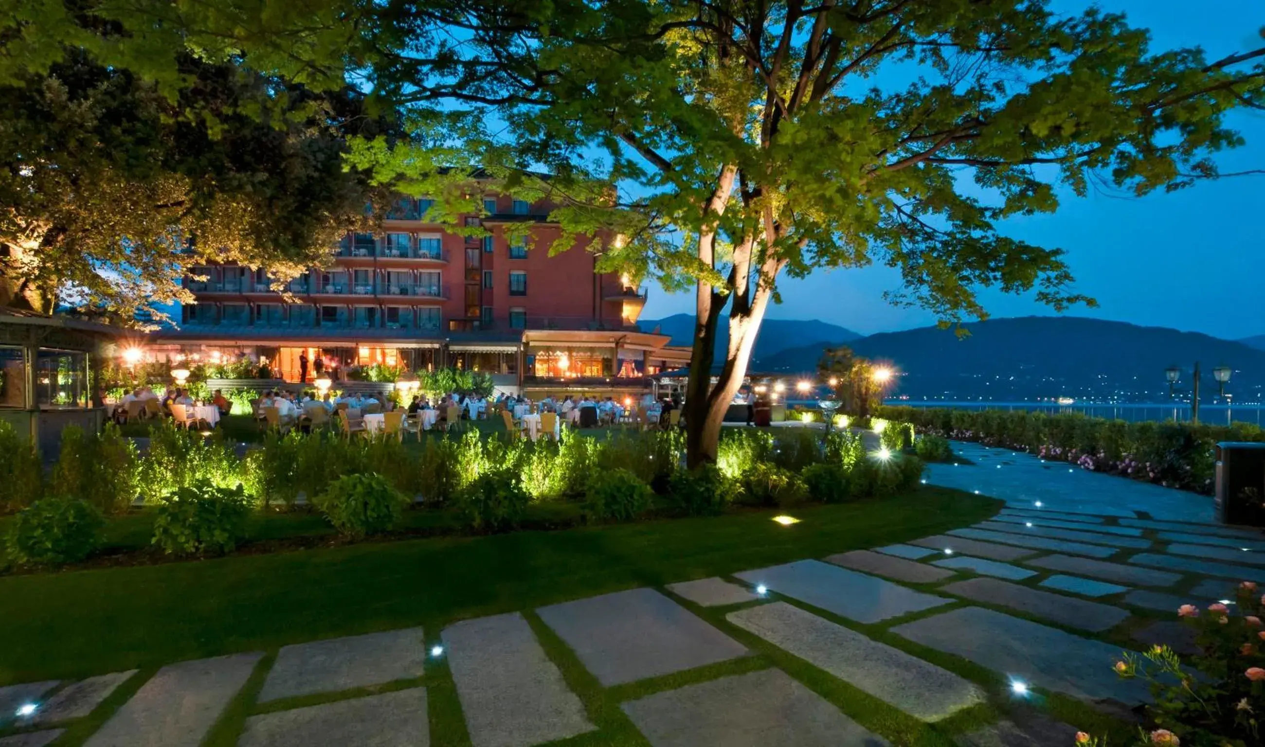Facade/entrance in Grand Hotel Dino Facade/entrance in Grand Hotel Dino