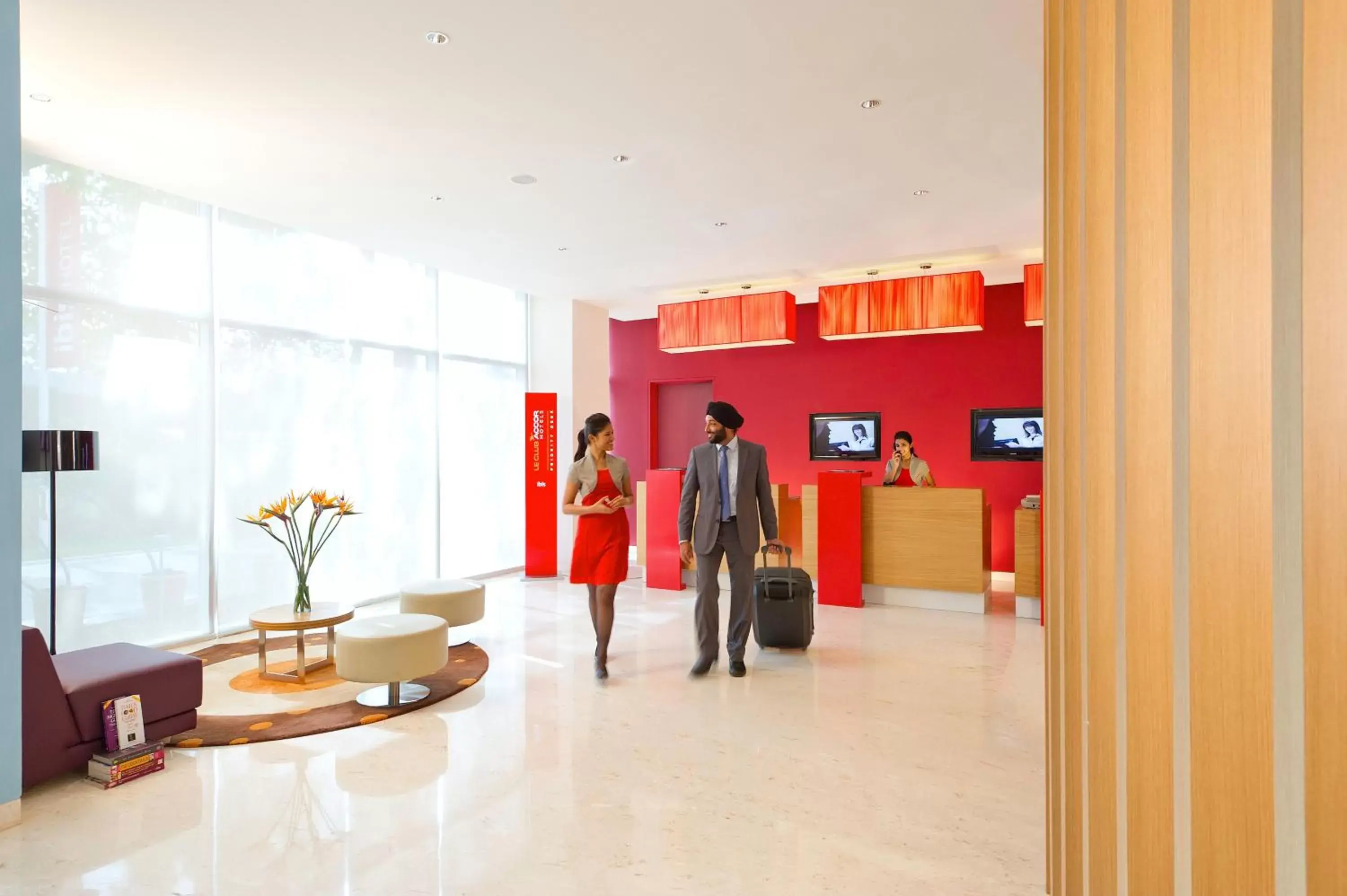 Lobby or reception in ibis Navi Mumbai - An Accor Brand