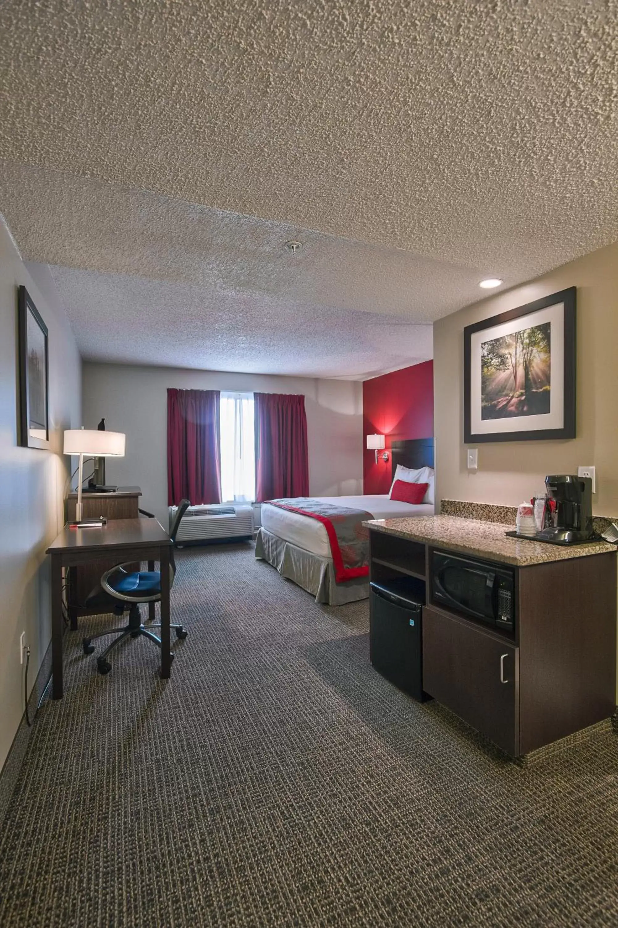 King Room- Non-Smoking in Ramada by Wyndham Columbus Hotel & Conference Center