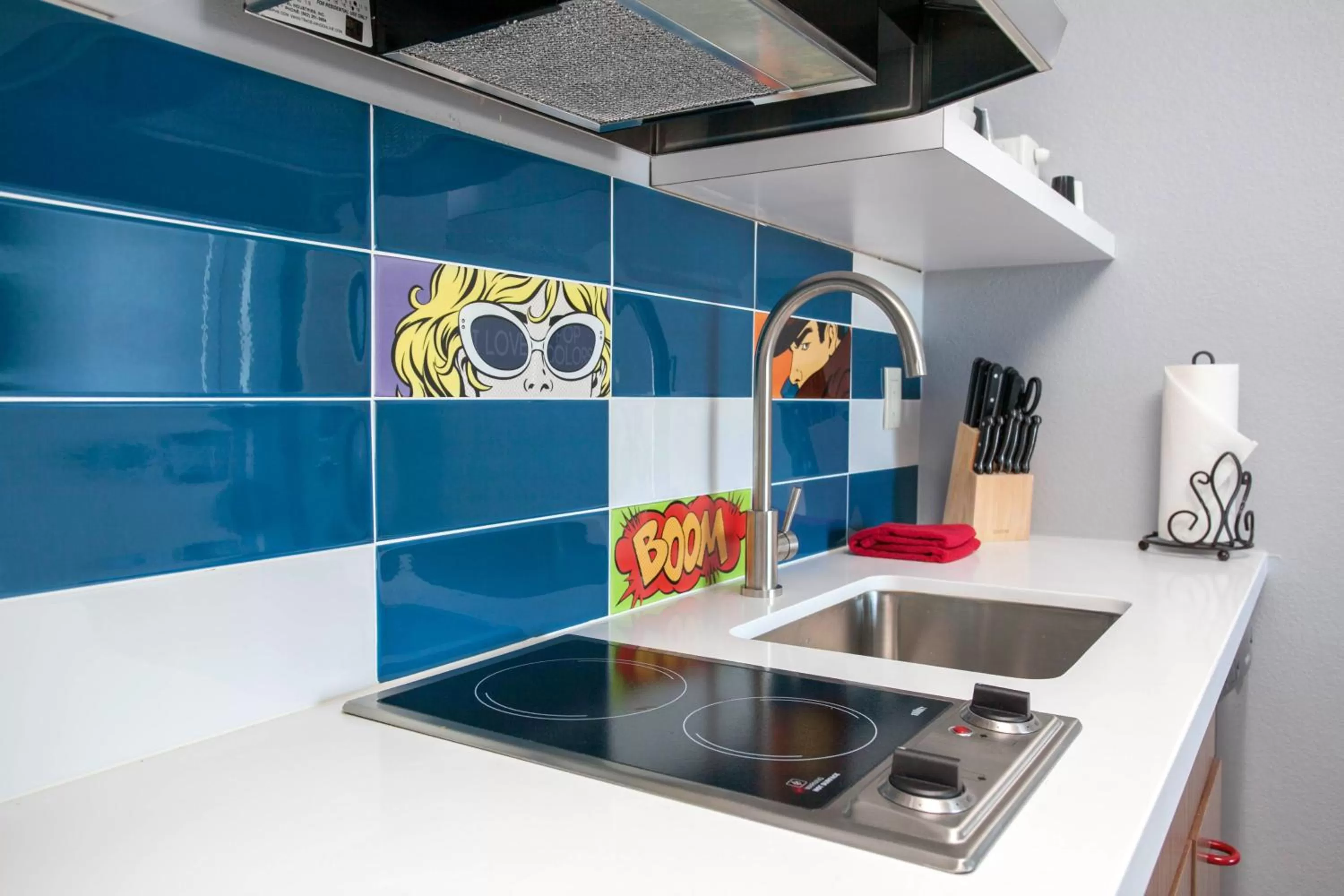 Decorative detail in Inn at Seaside