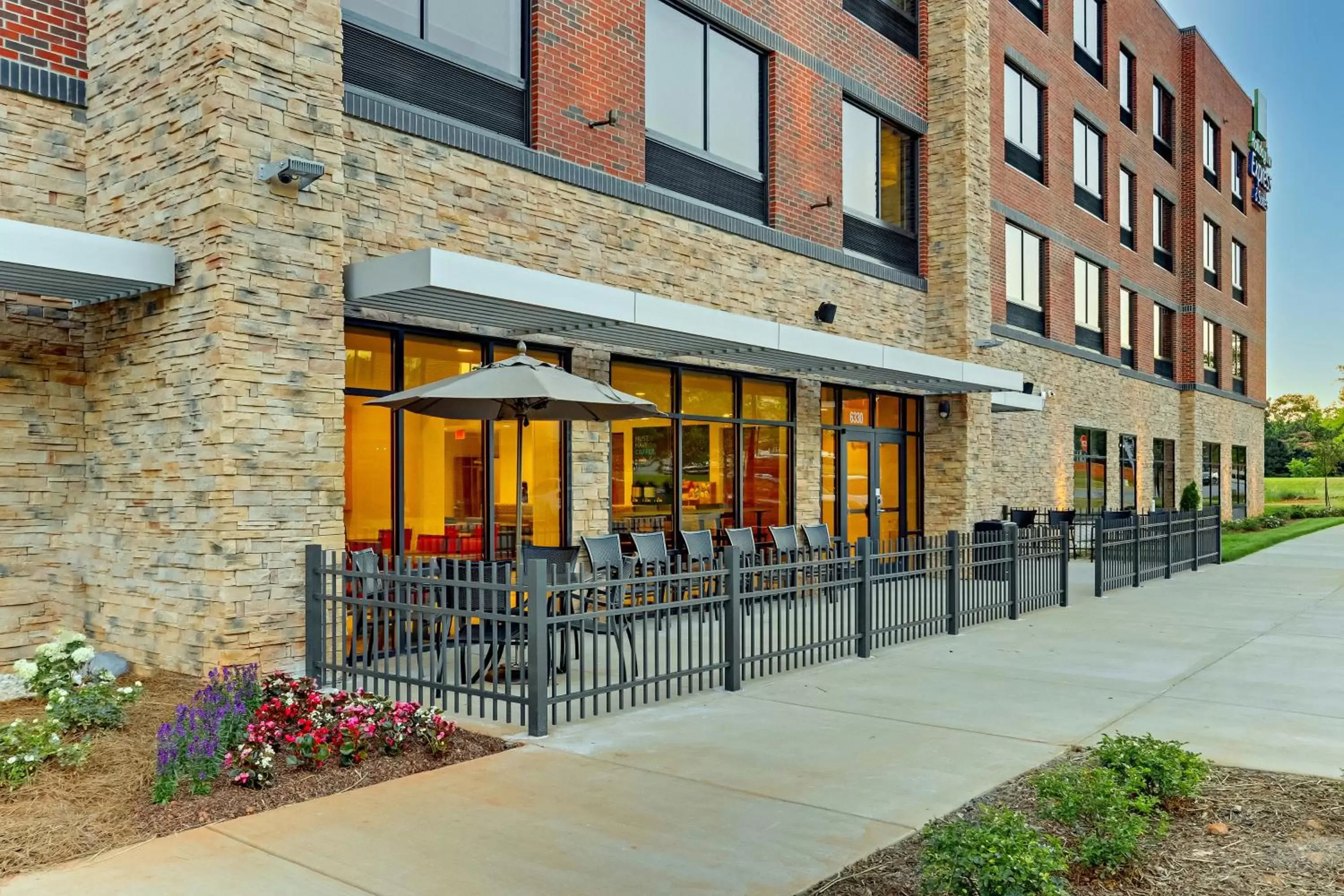 Patio in Holiday Inn Express & Suites - Winston - Salem SW - Clemmons, an IHG Hotel