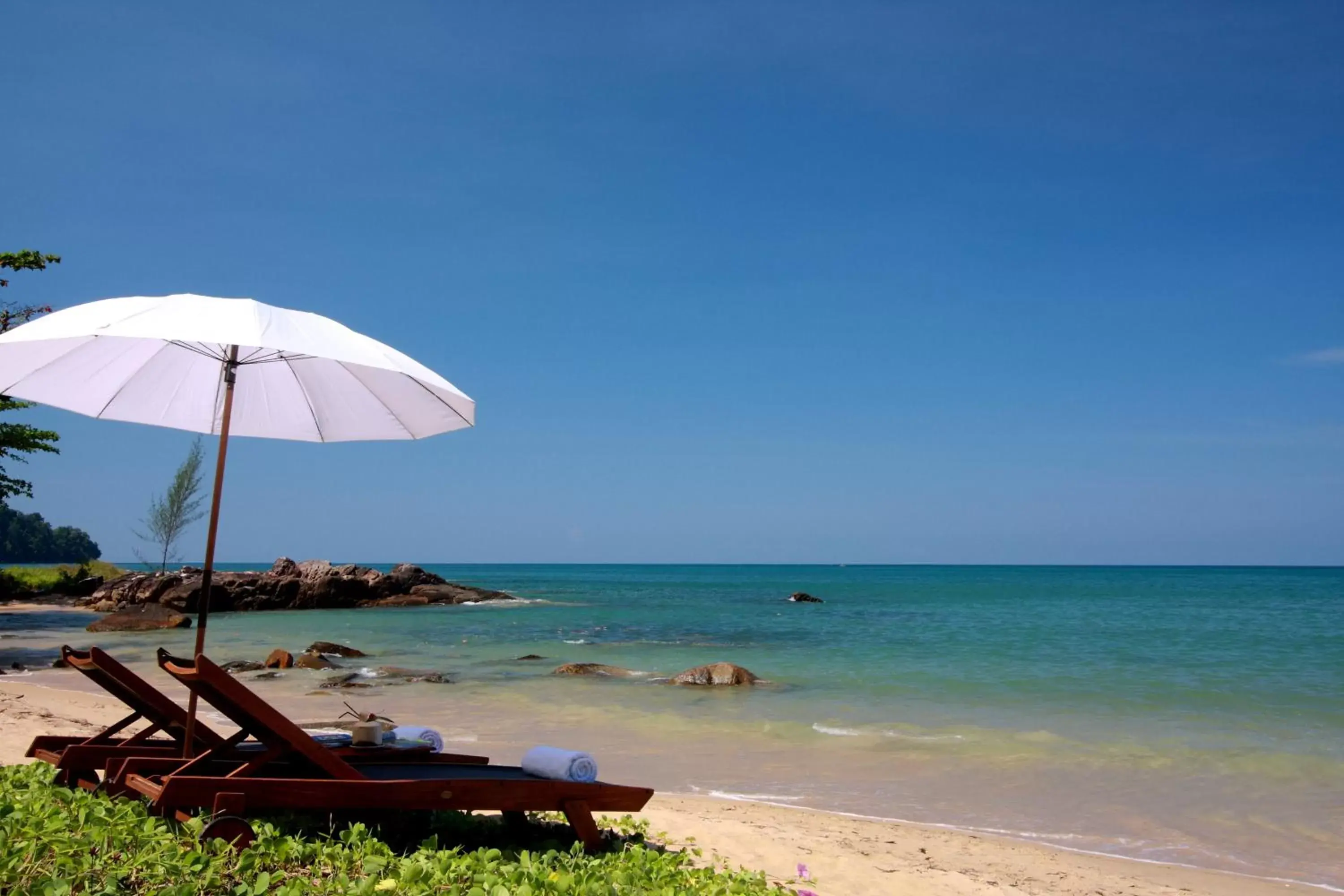 Bedroom, Beach in TUI BLUE Khao Lak Resort - SHA Plus