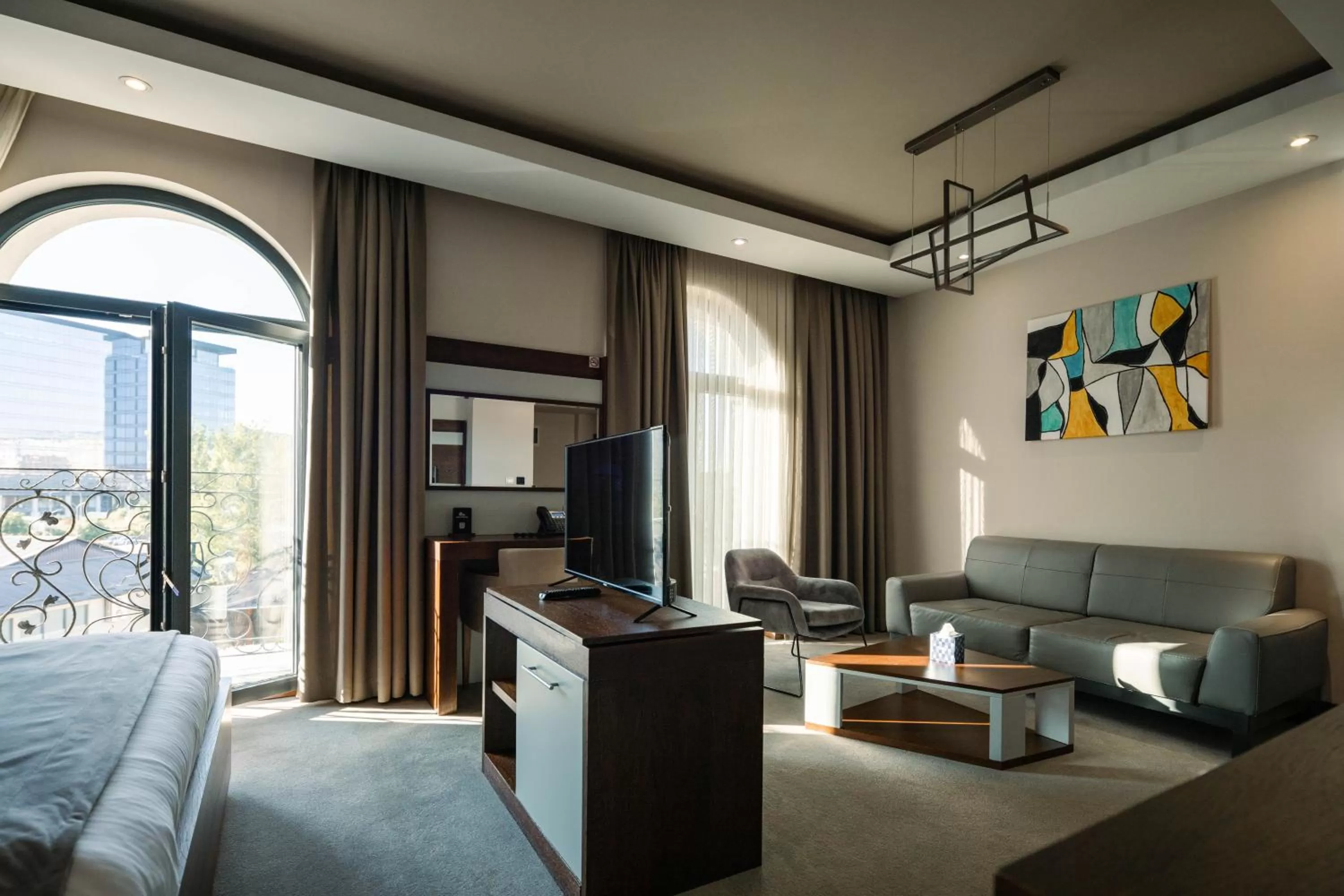 TV and multimedia in Hotel Prishtina