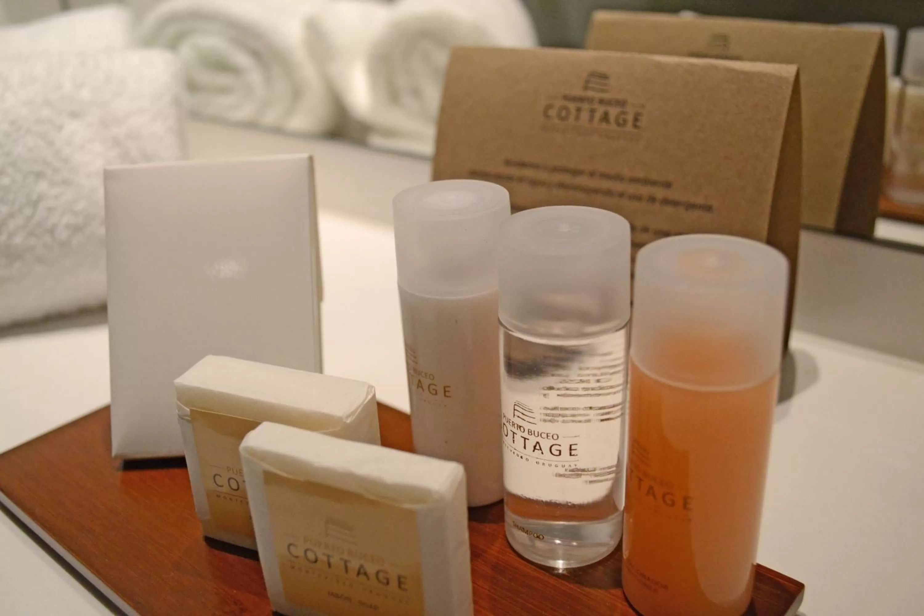 Toilet in Cottage Puerto Buceo