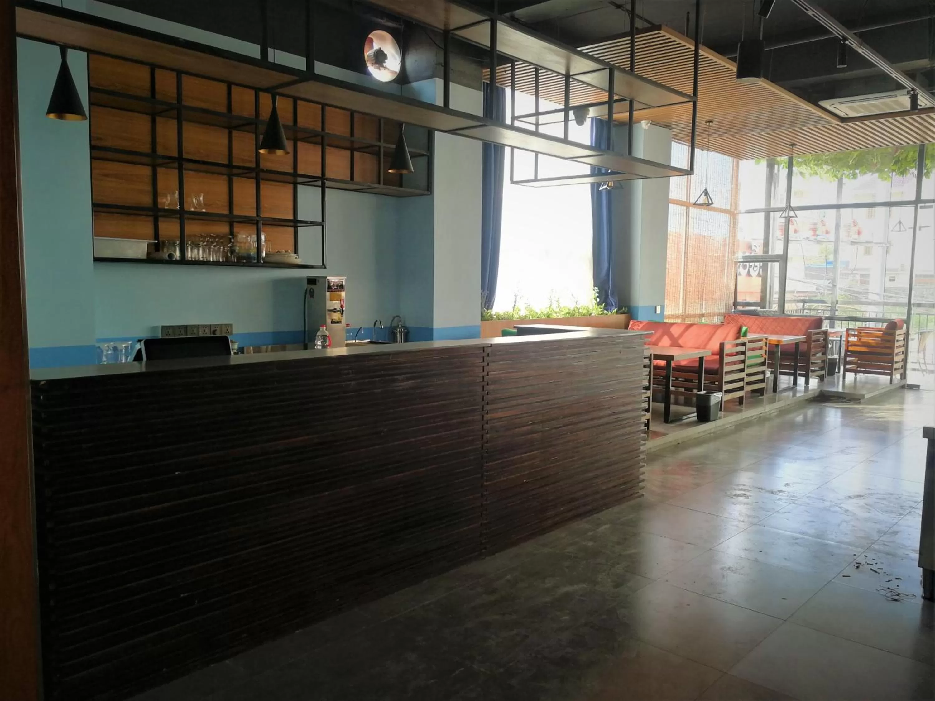 Restaurant/places to eat in PACI Hotel&SPA