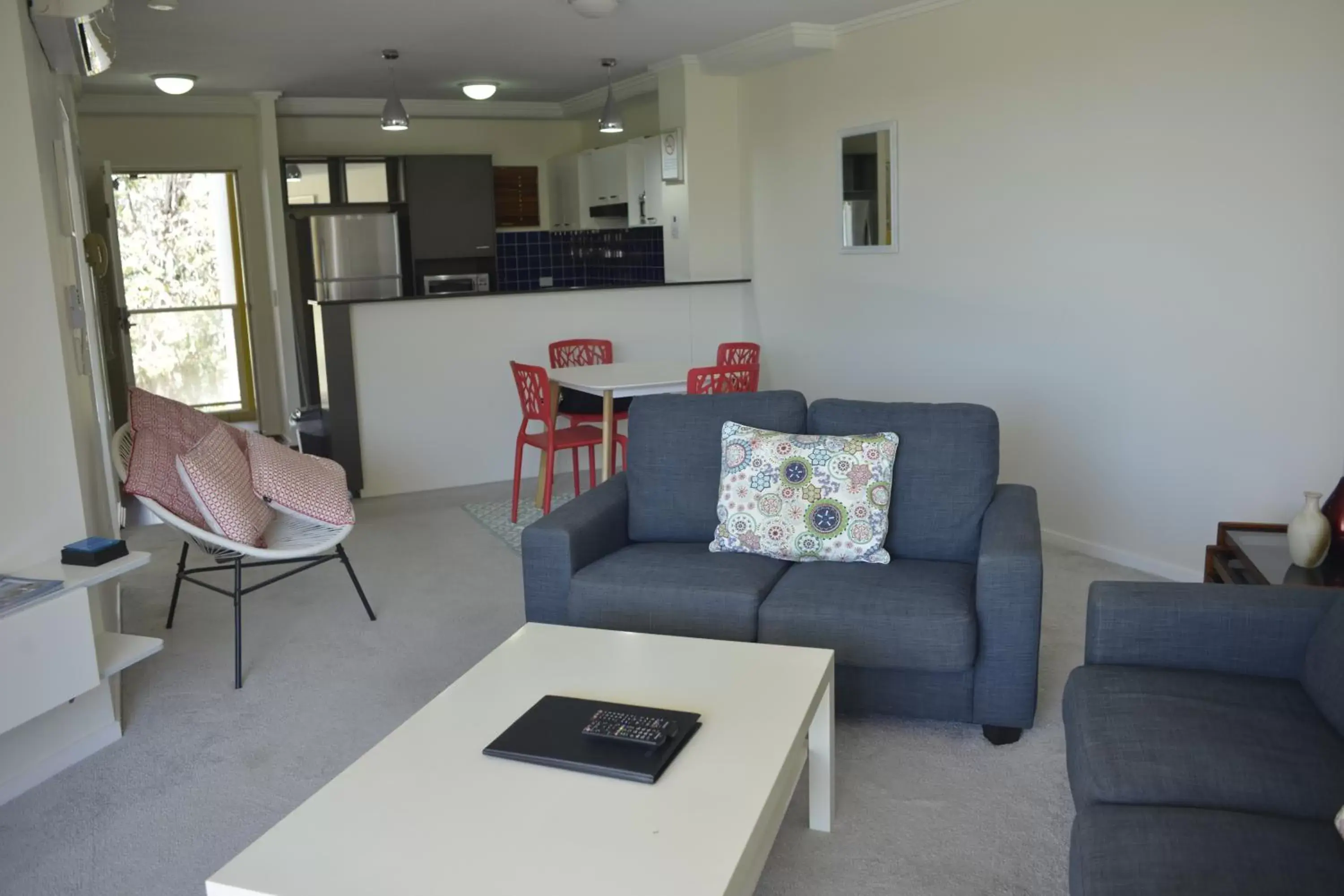 Kitchen or kitchenette, Seating Area in Seachange Coolum Beach