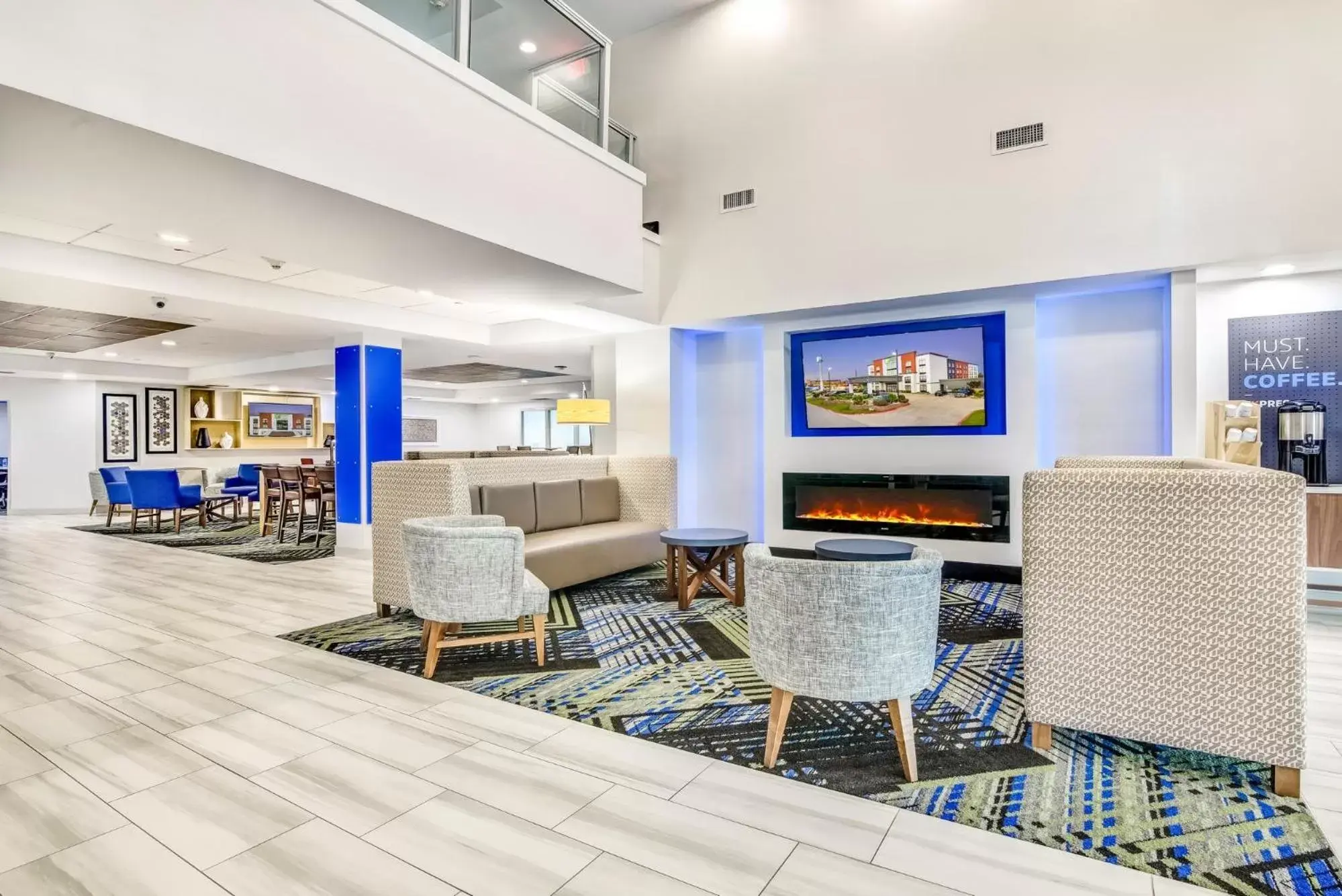 Lobby or reception, Lobby/Reception in Holiday Inn Express & Suites Longview North, an IHG Hotel