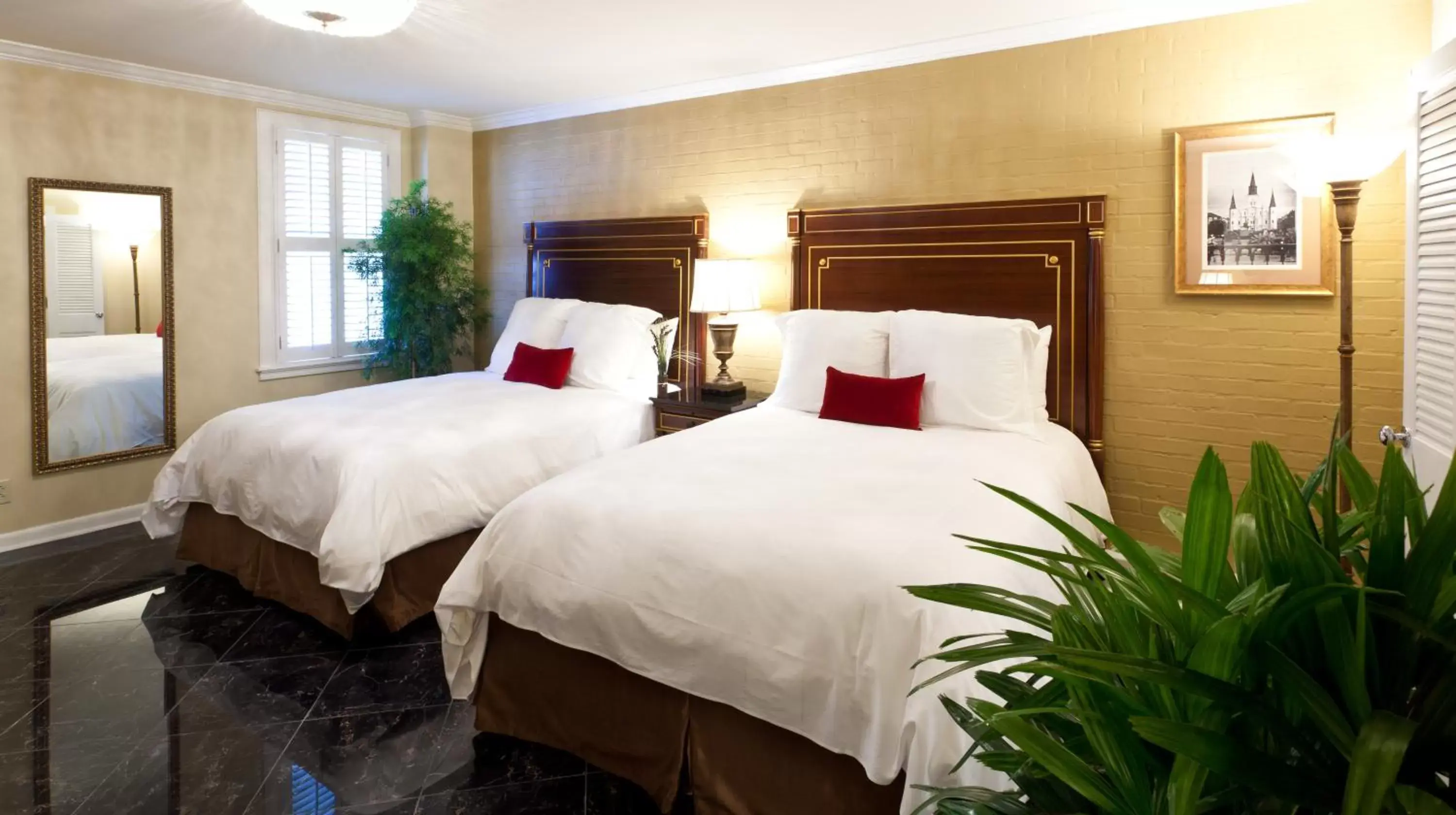 Bed in Hotel Mazarin