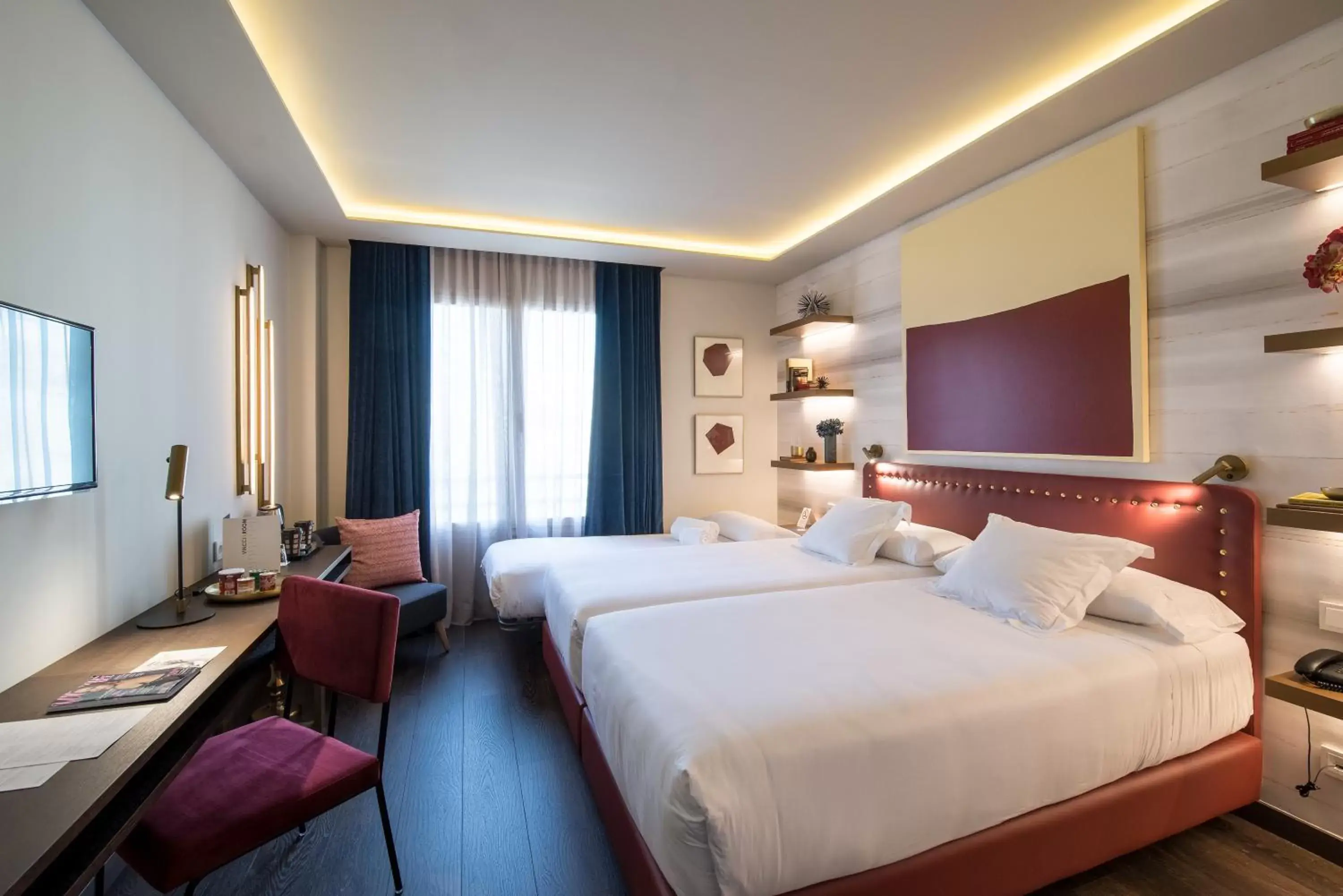 Premium Triple Room in Vincci Mae