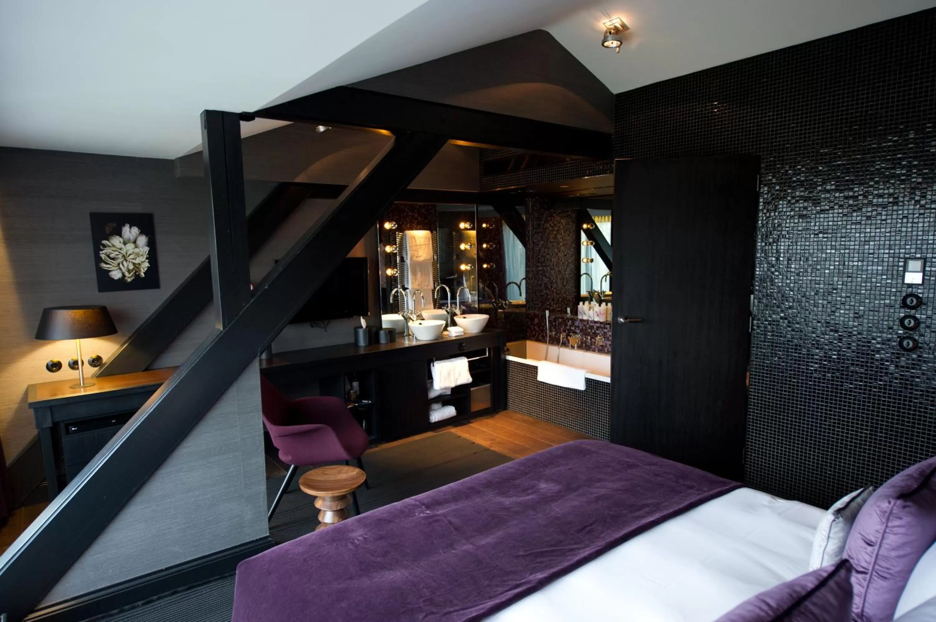 Deluxe Double Room in Canal House