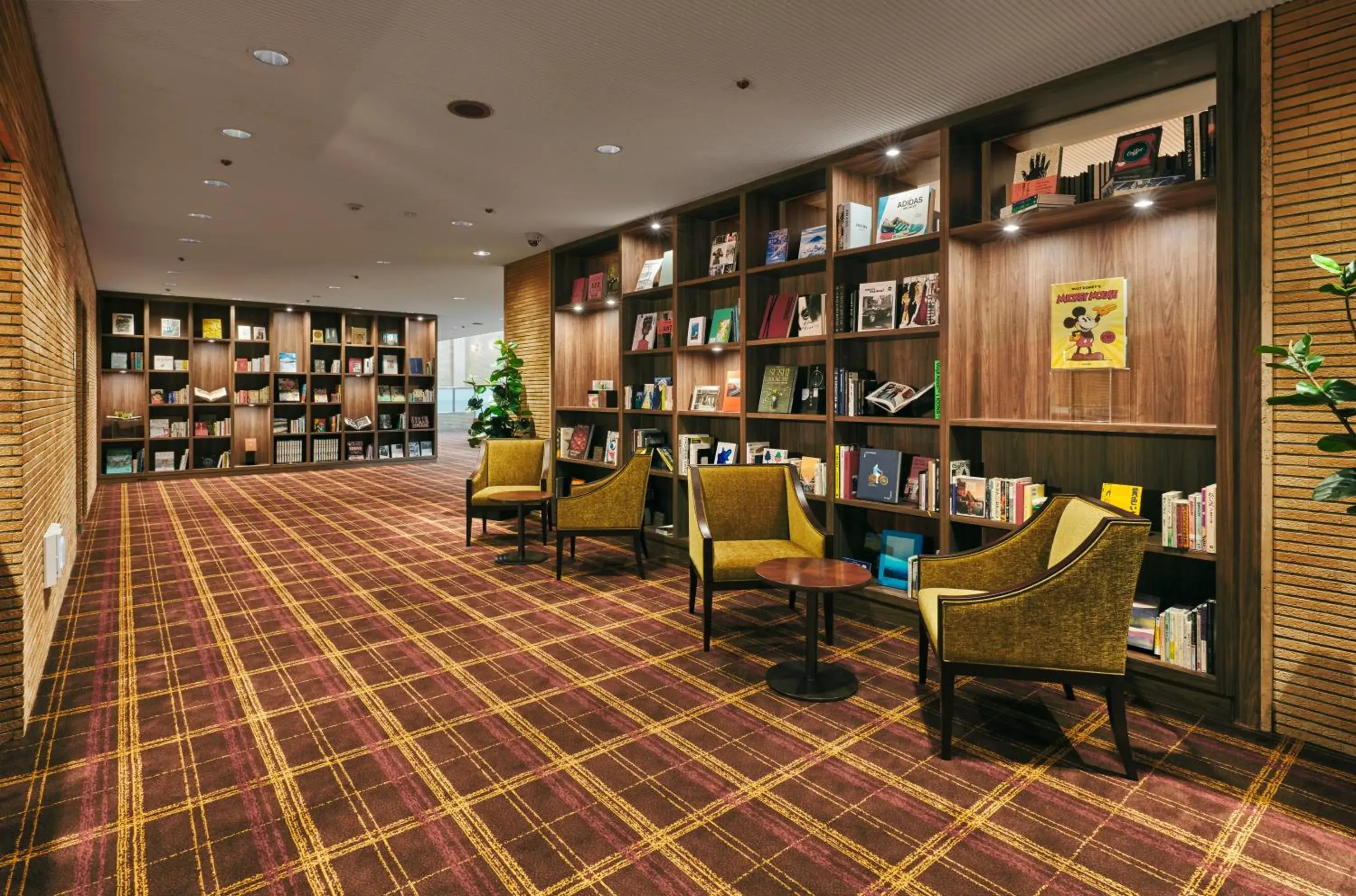 Lounge or bar, Library in Shiba Park Hotel
