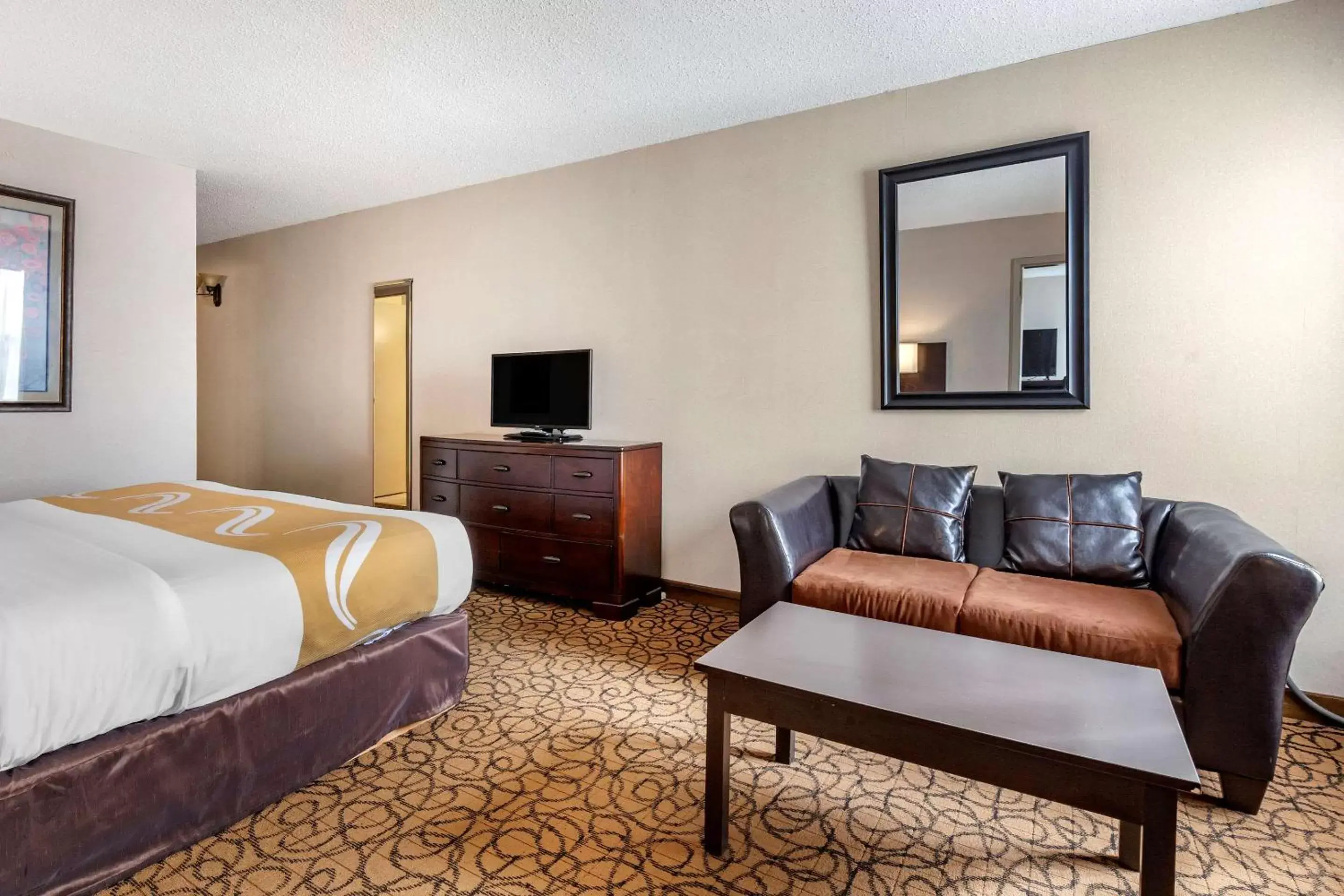 Photo of the whole room in Quality Inn & Suites