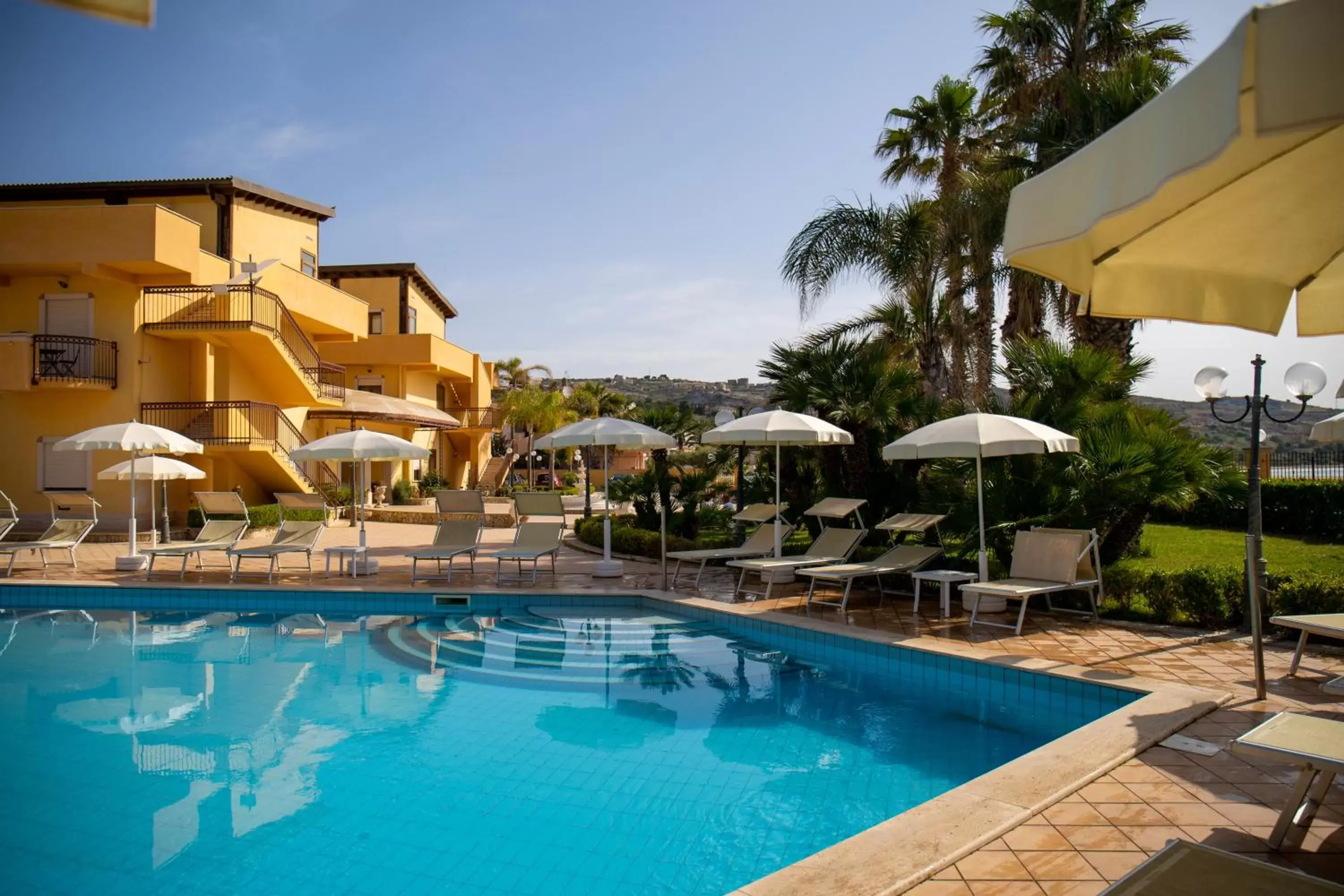 Swimming Pool in Hotel Villa Romana