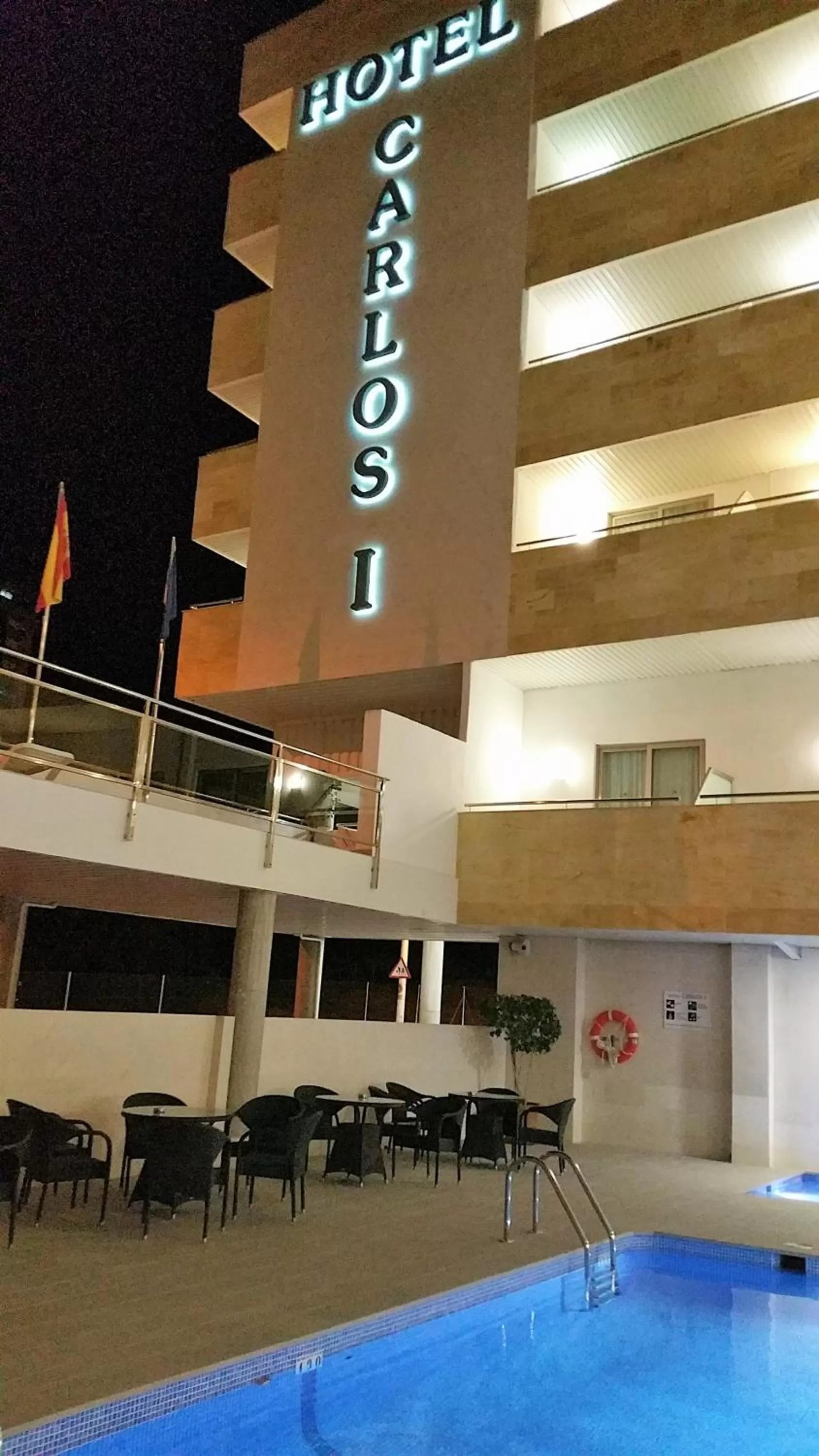 Property building in Hotel Carlos I