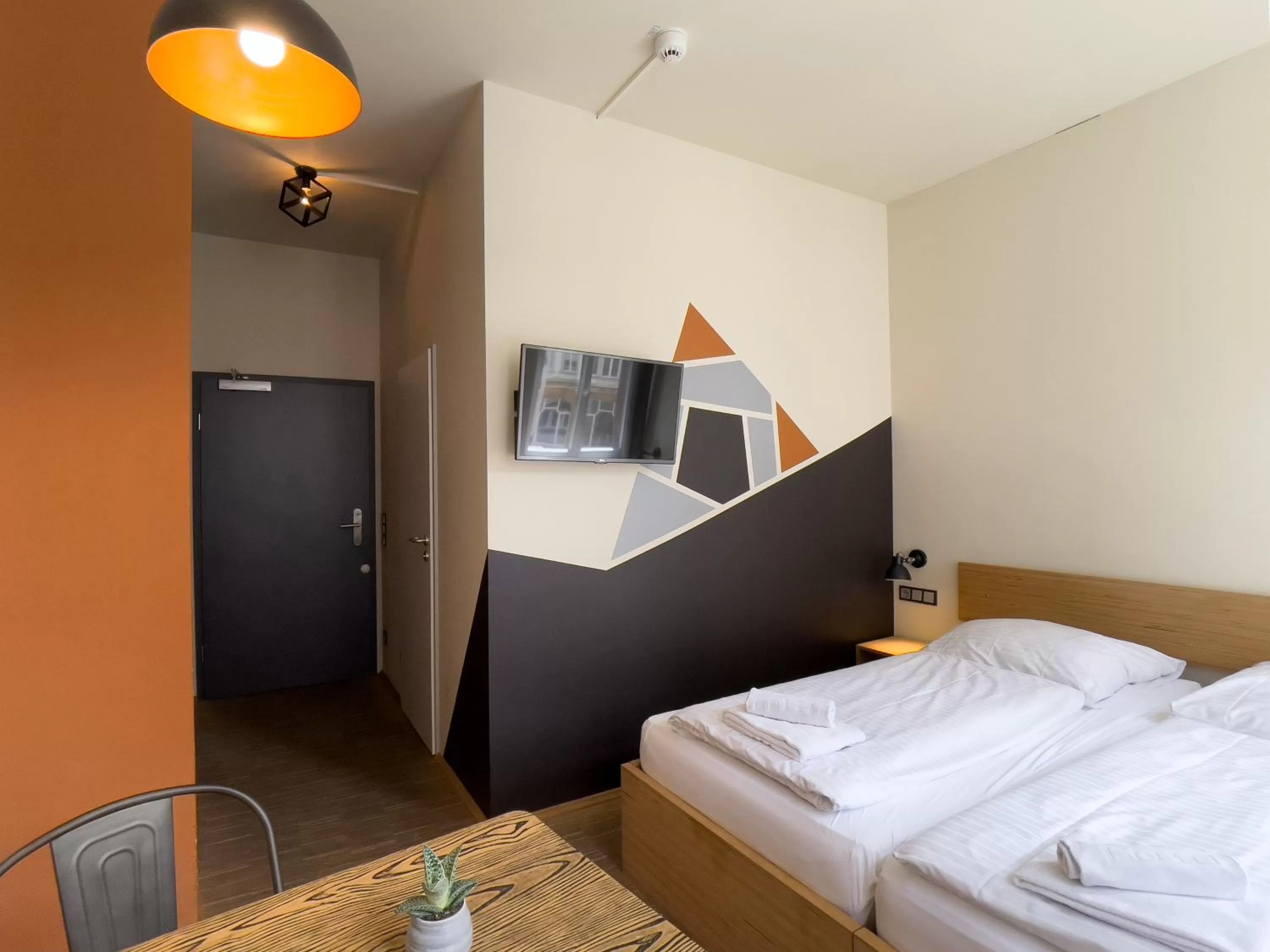 Photo of the whole room, Bed in Five Elements Hostel Leipzig