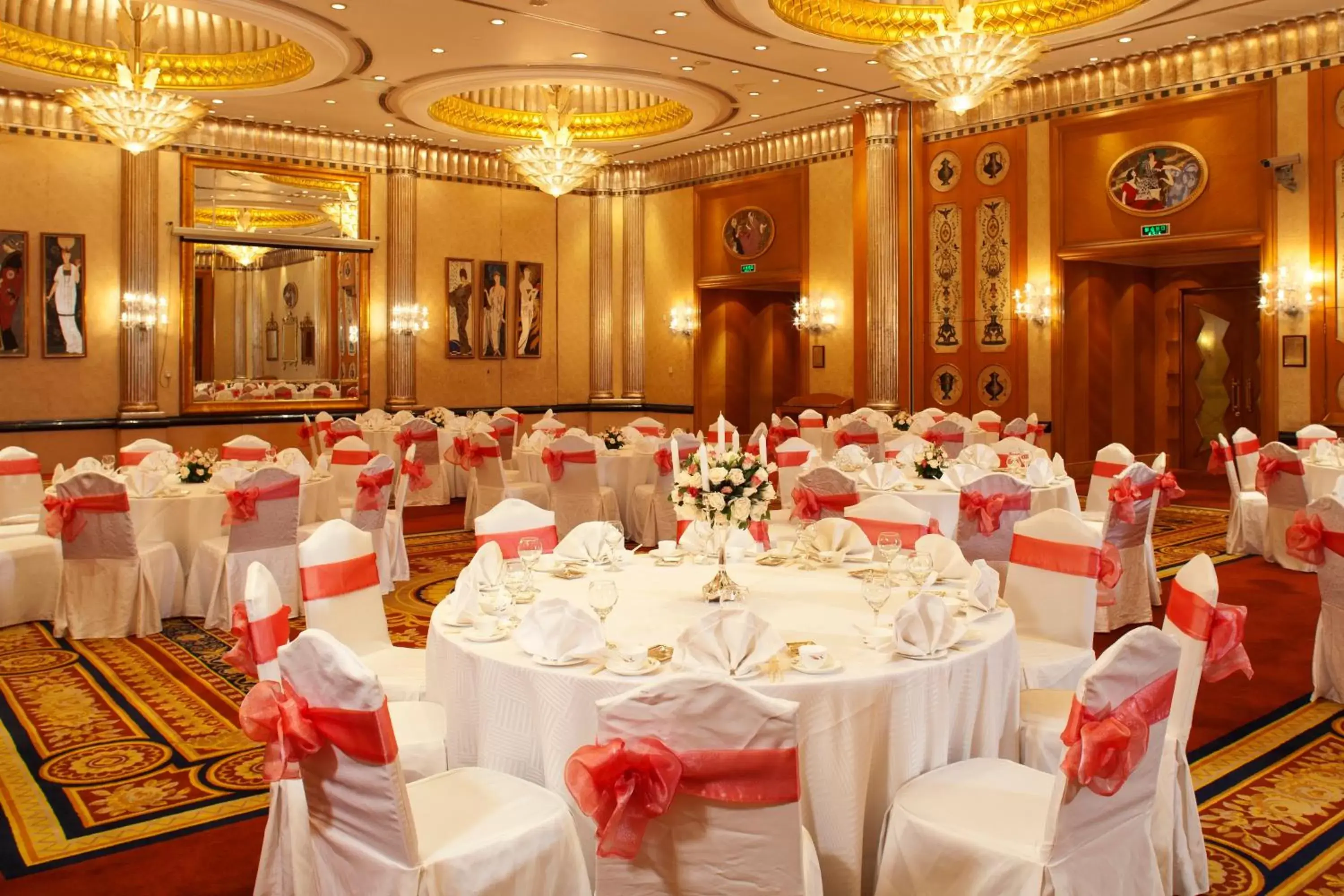 Meeting/conference room, Banquet Facilities in Crowne Plaza Qingdao, an IHG Hotel