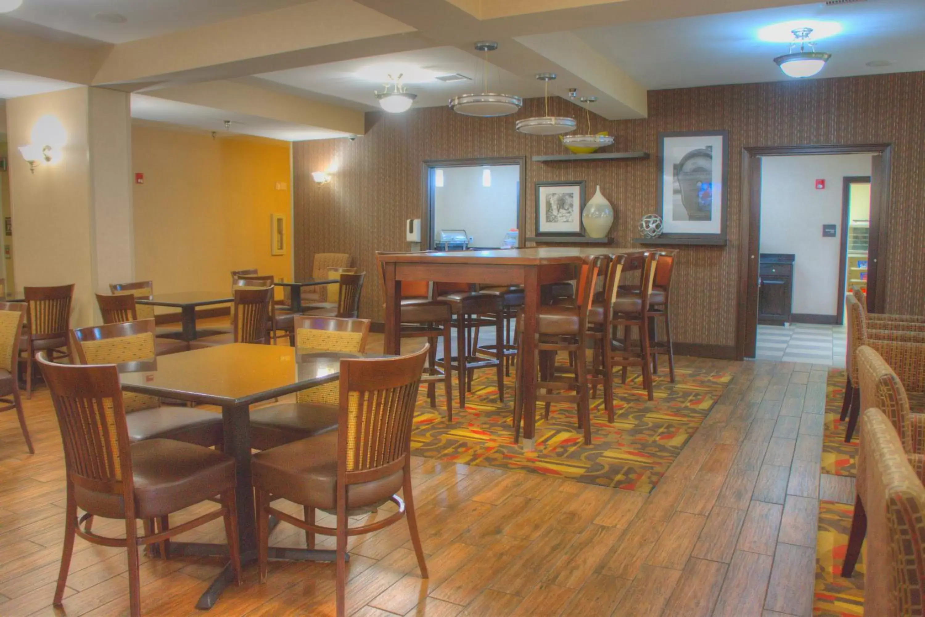 Breakfast, Restaurant/Places to Eat in Wingate by Wyndham Steubenville