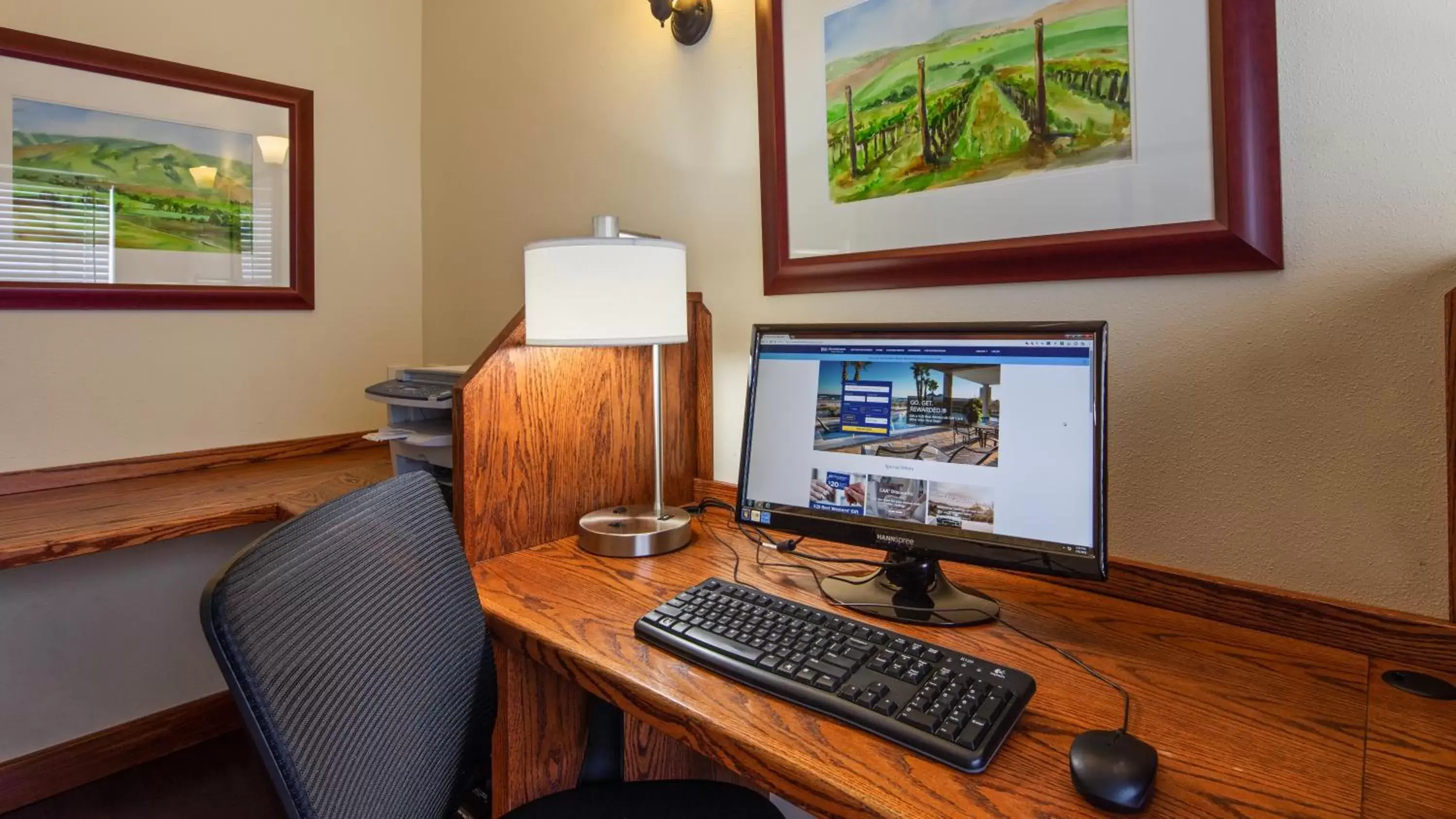 Business facilities, Business Area/Conference Room in Best Western PLUS Walla Walla Suites Inn