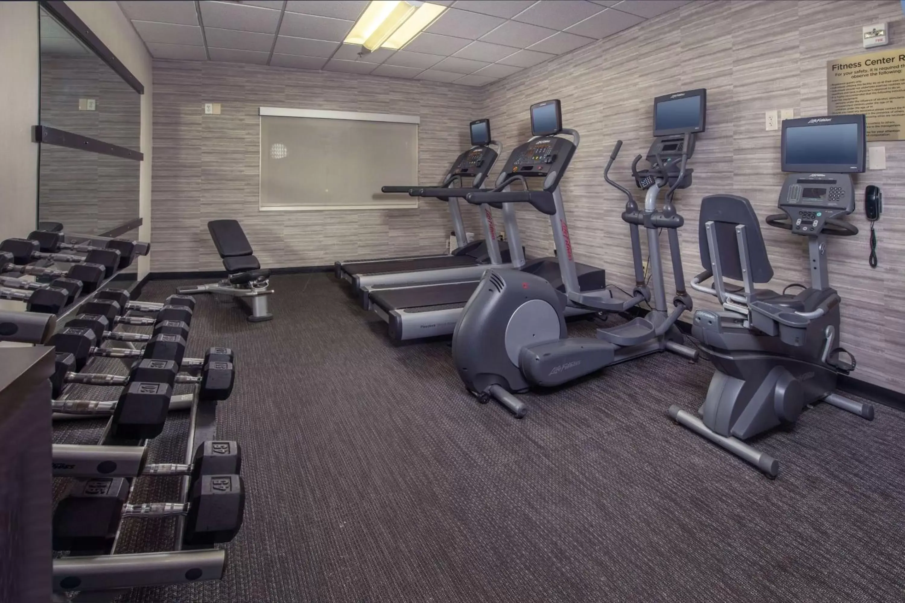 Activities, Fitness Center/Facilities in Sonesta Select Newark Christiana Mall