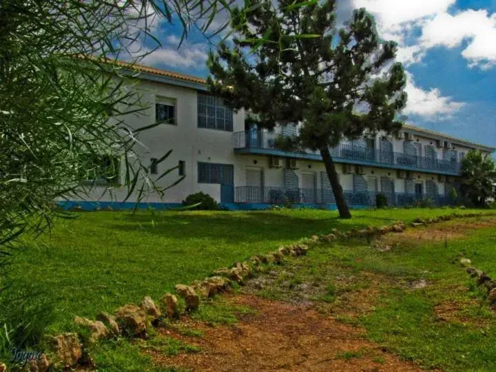 Facade/entrance, Property Building in Hotel San Miguel