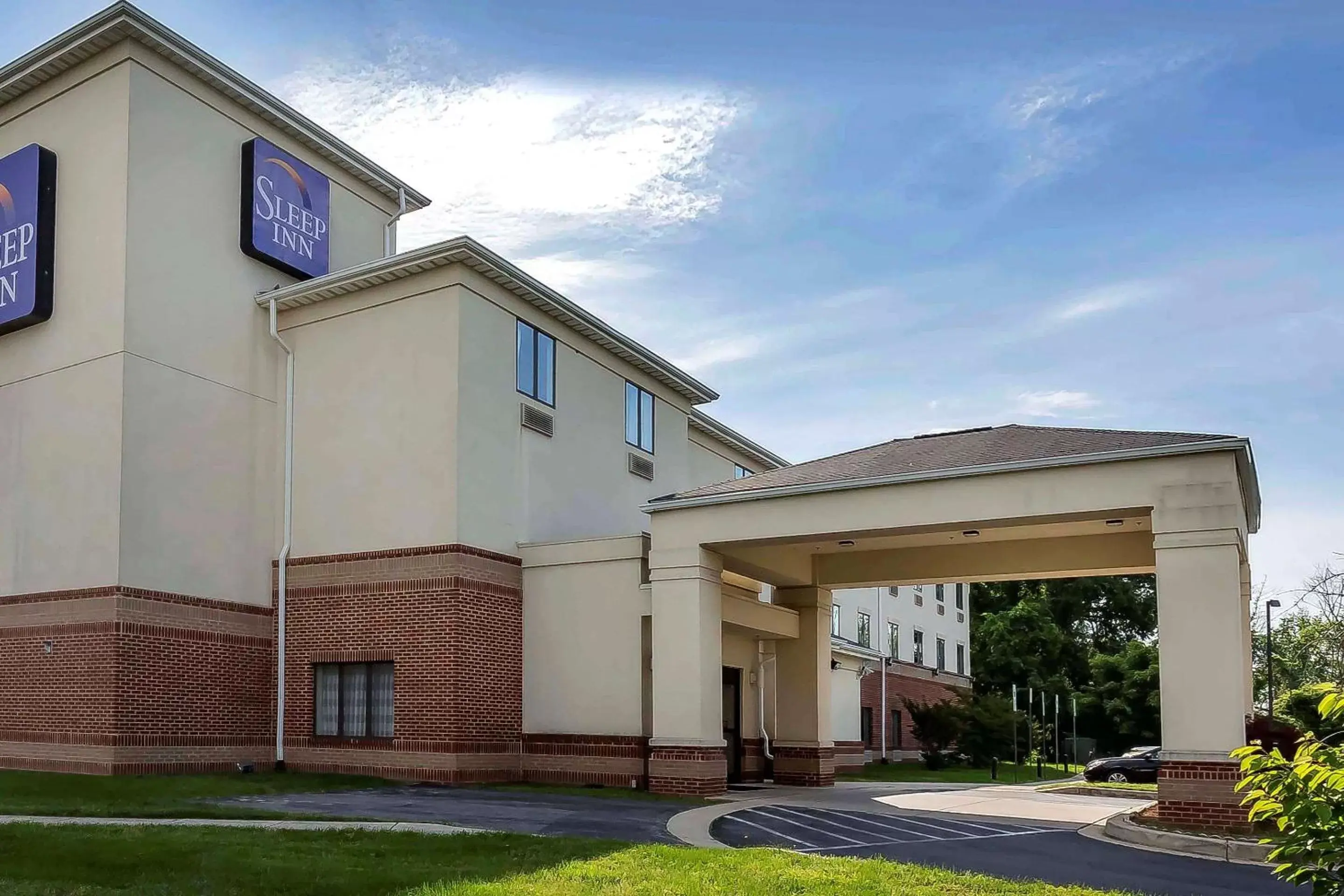 Property building in Sleep Inn Columbia Gateway Property building in Sleep Inn Columbia Gateway