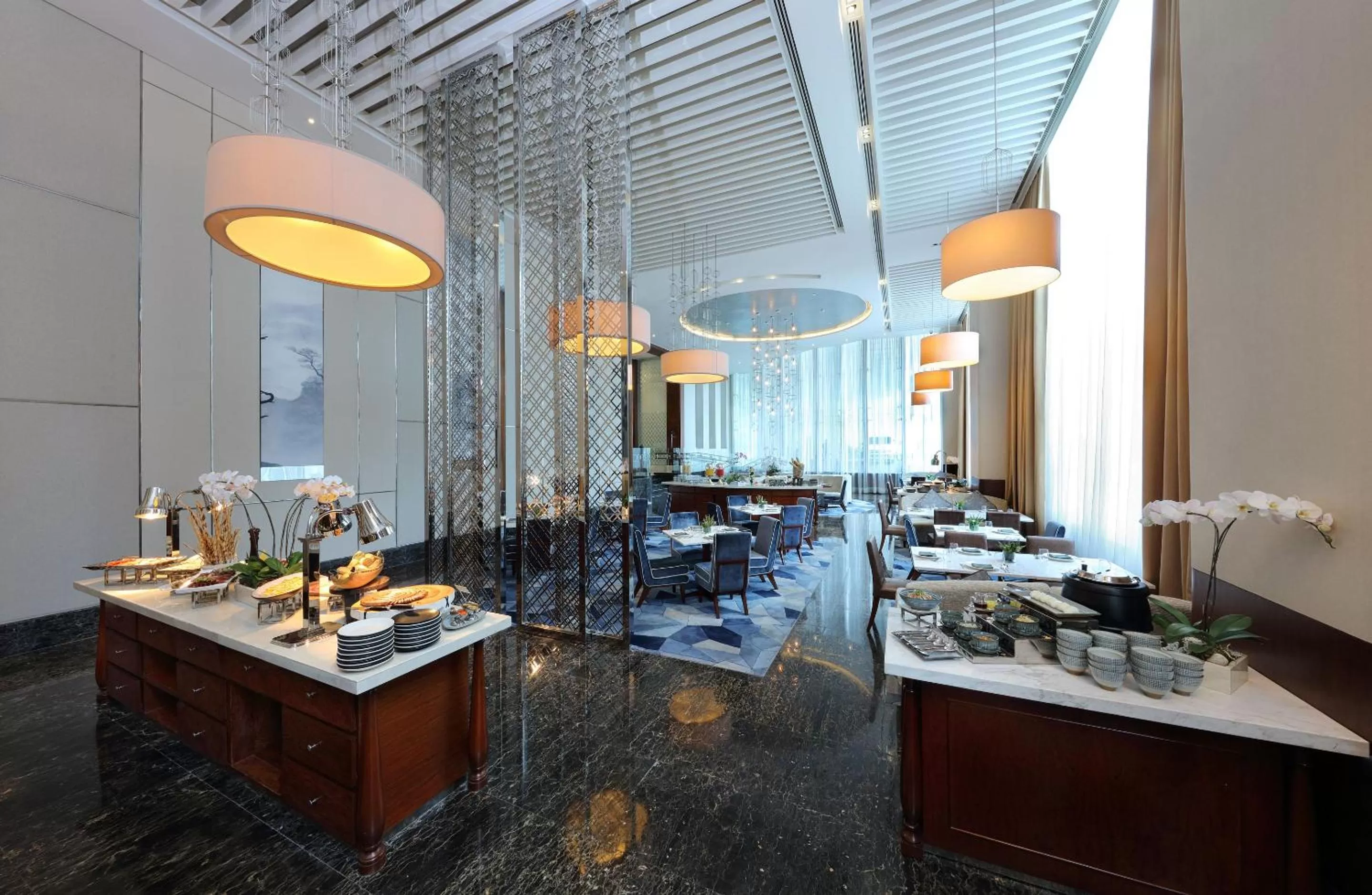 Restaurant/places to eat in Makati Diamond Residences