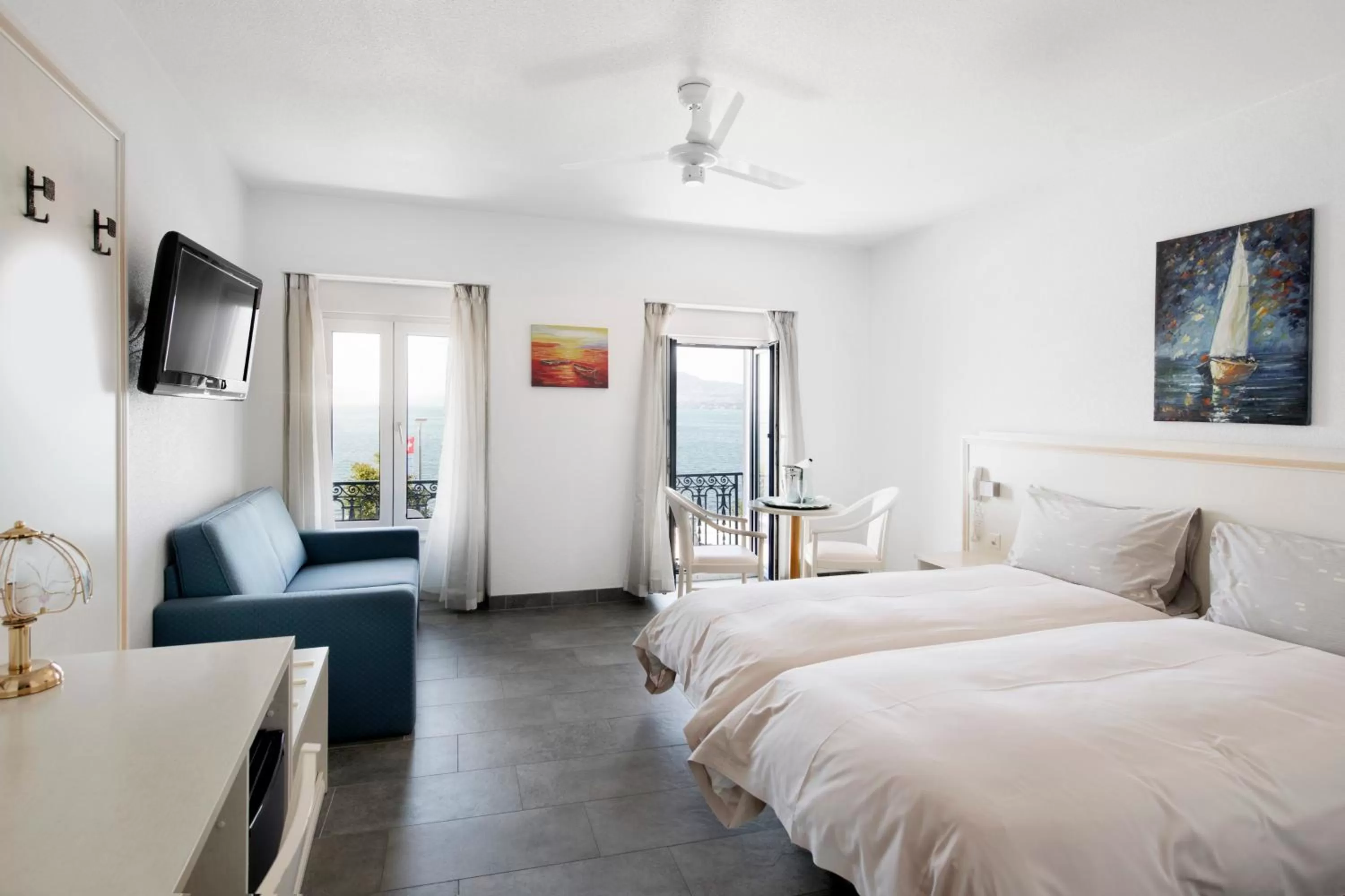 Bed in Hôtel du Port