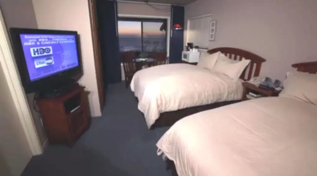 Bed in Surf Inn
