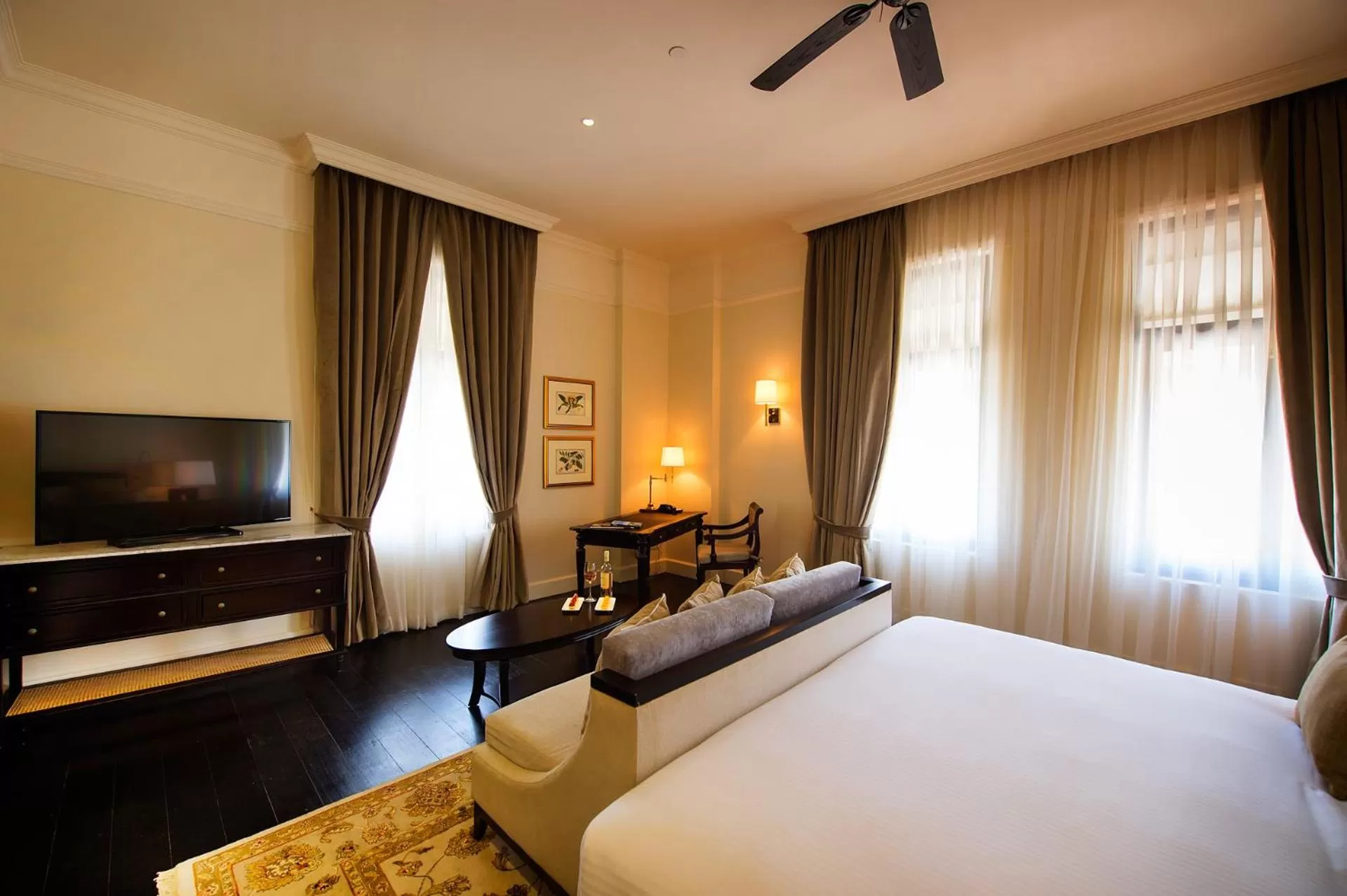 TV and multimedia, Bed in Galle Face Hotel